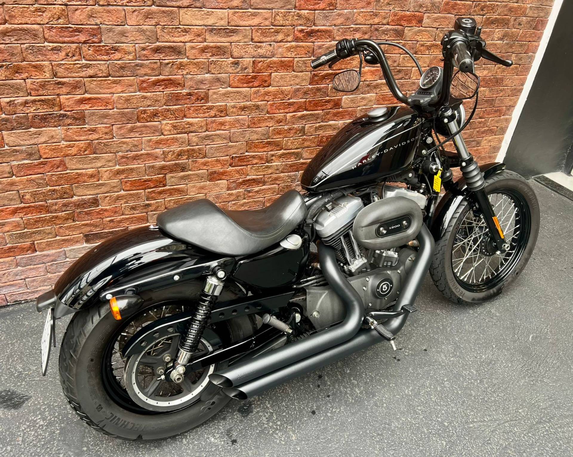 HARLEY-DAVIDSON SPORTSTER 1200 XL NIGHTSTER