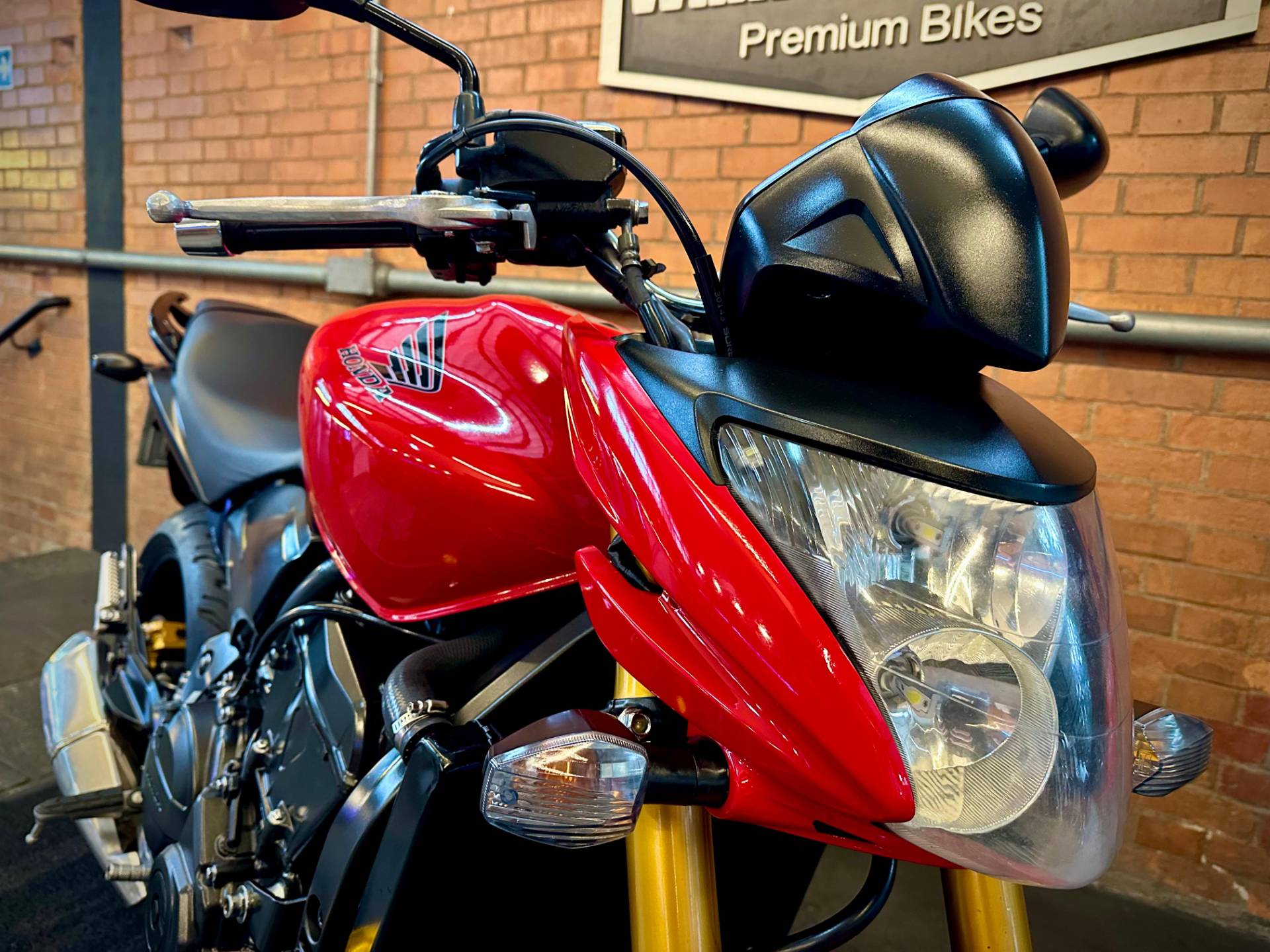 HONDA CB 600F HORNET