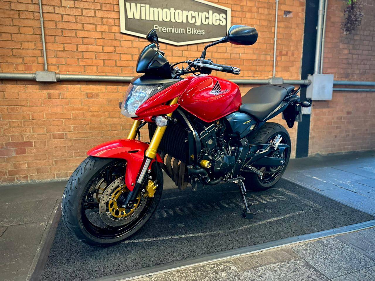 HONDA CB 600F HORNET