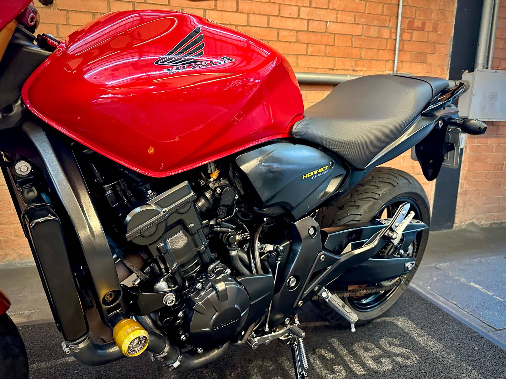 HONDA CB 600F HORNET