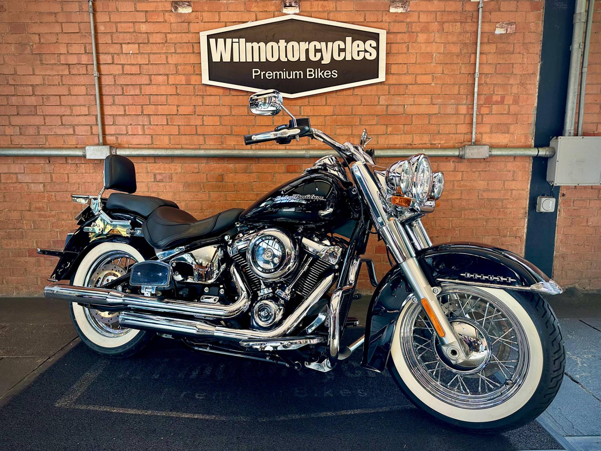 HARLEY-DAVIDSON SOFTAIL DELUXE
