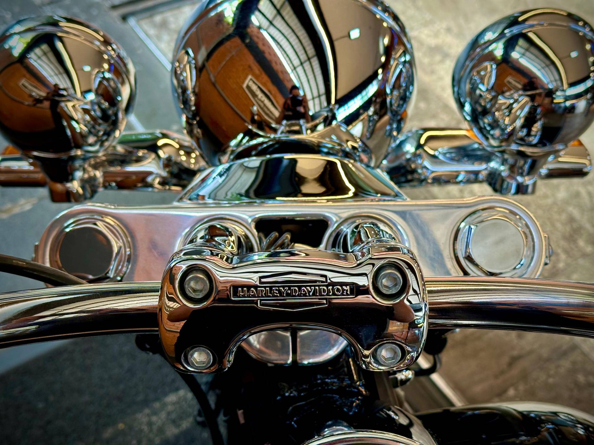 HARLEY-DAVIDSON SOFTAIL DELUXE