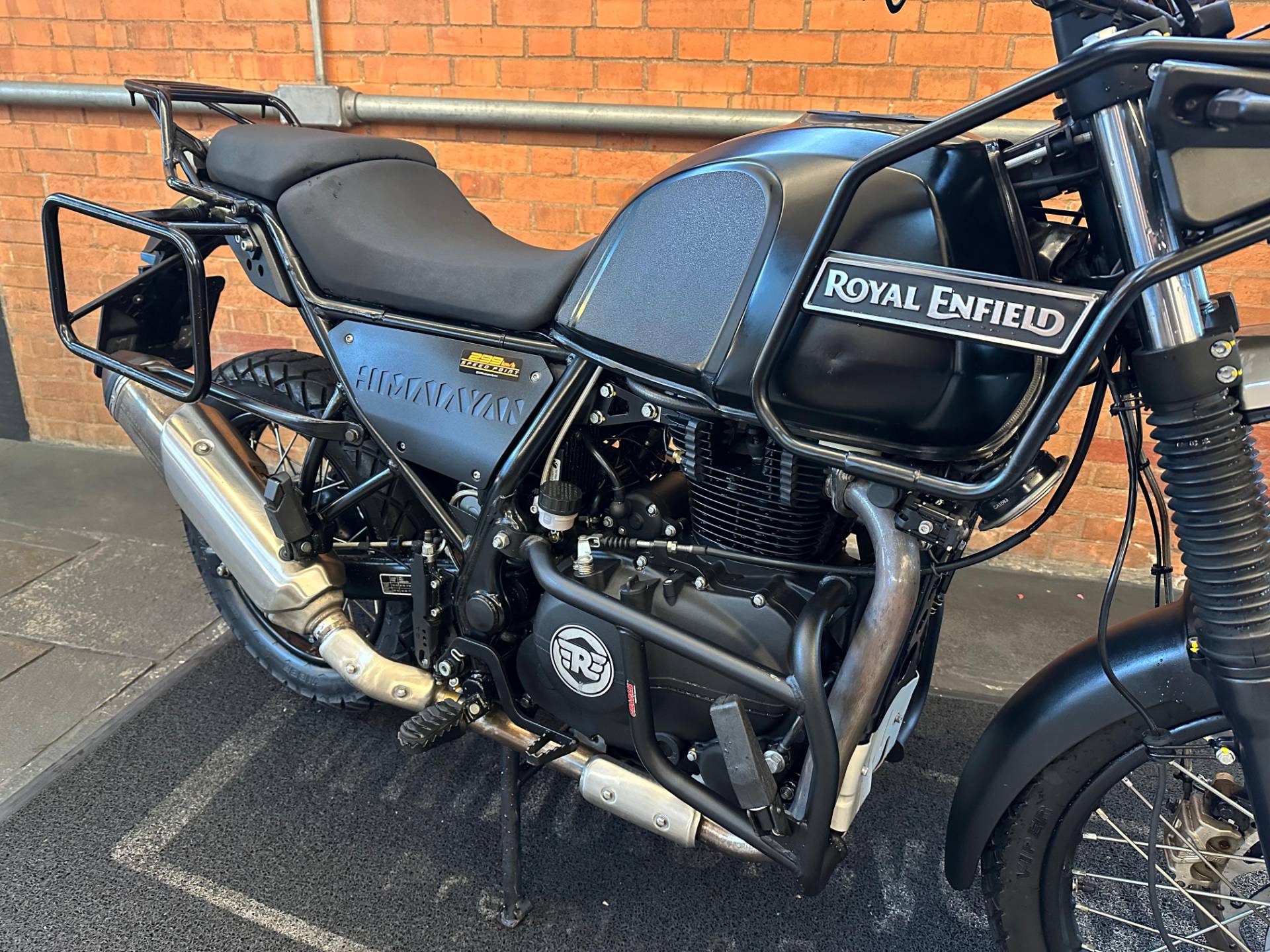 ROYAL ENFIELD HIMALAYAN