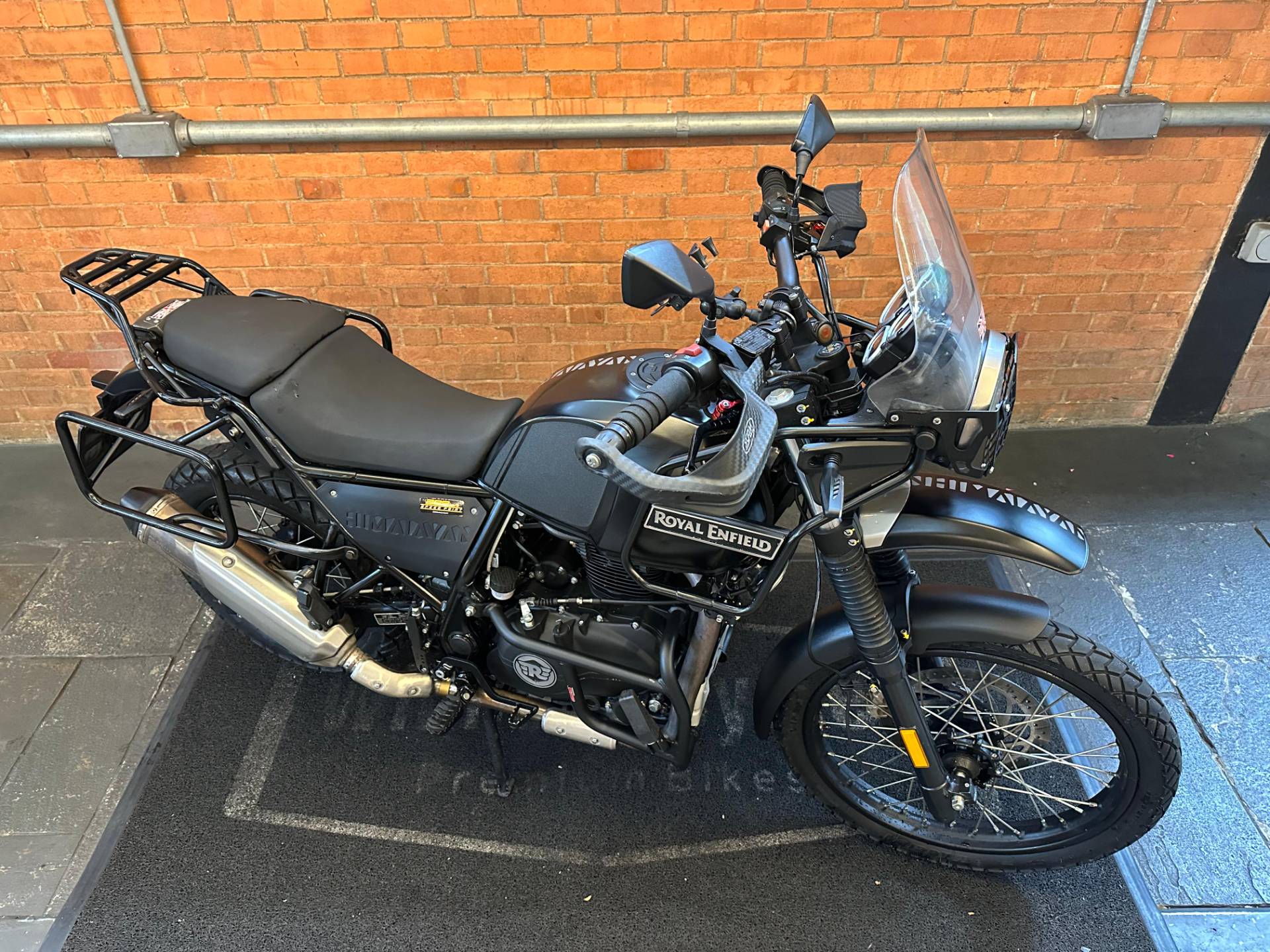 ROYAL ENFIELD HIMALAYAN