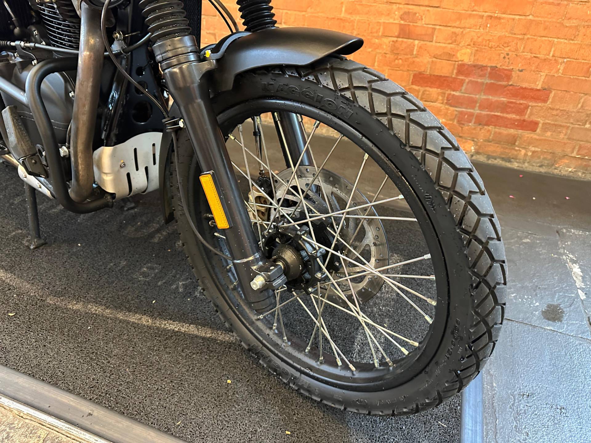 ROYAL ENFIELD HIMALAYAN