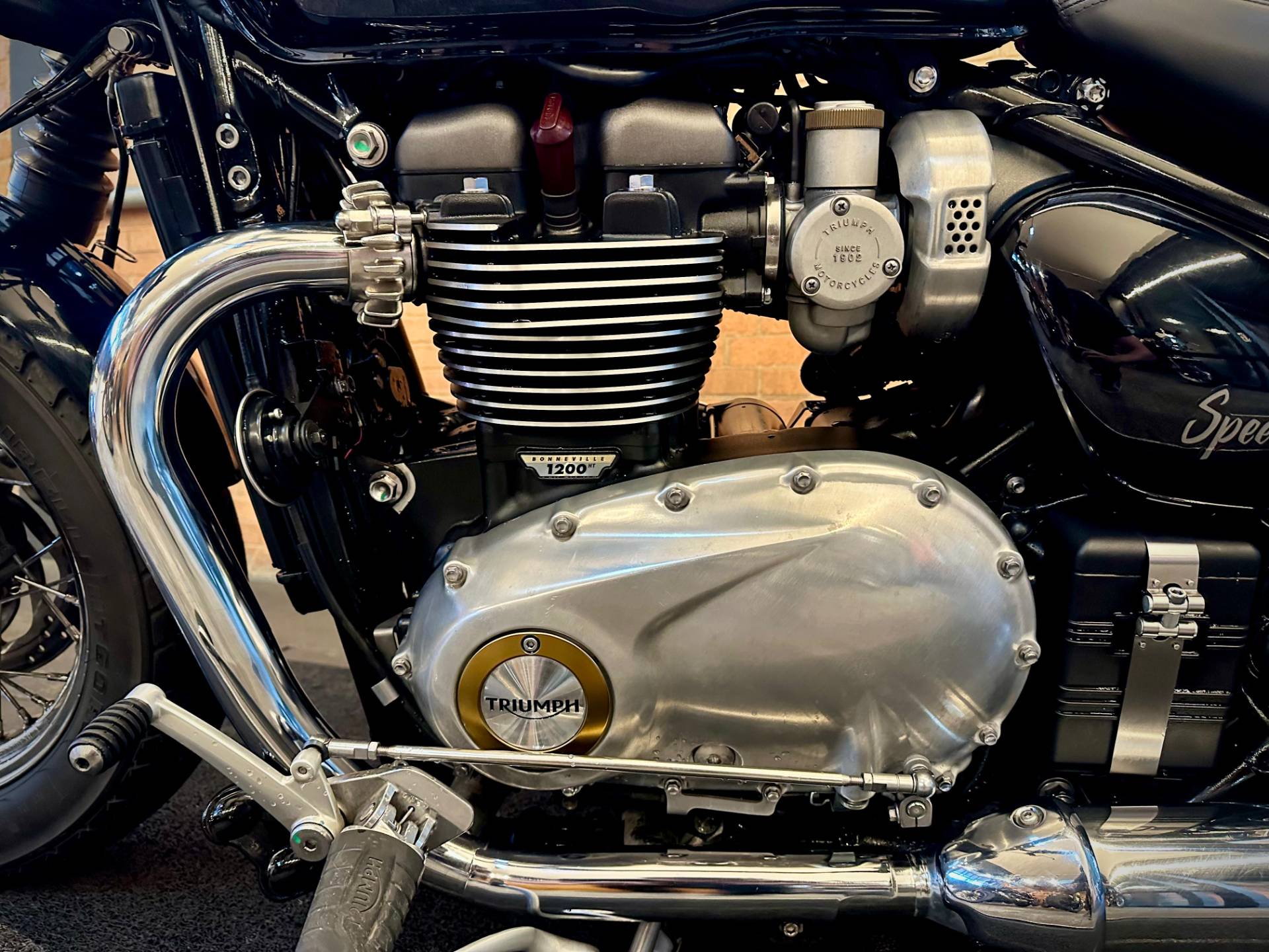 TRIUMPH BONNEVILLE T120 1200