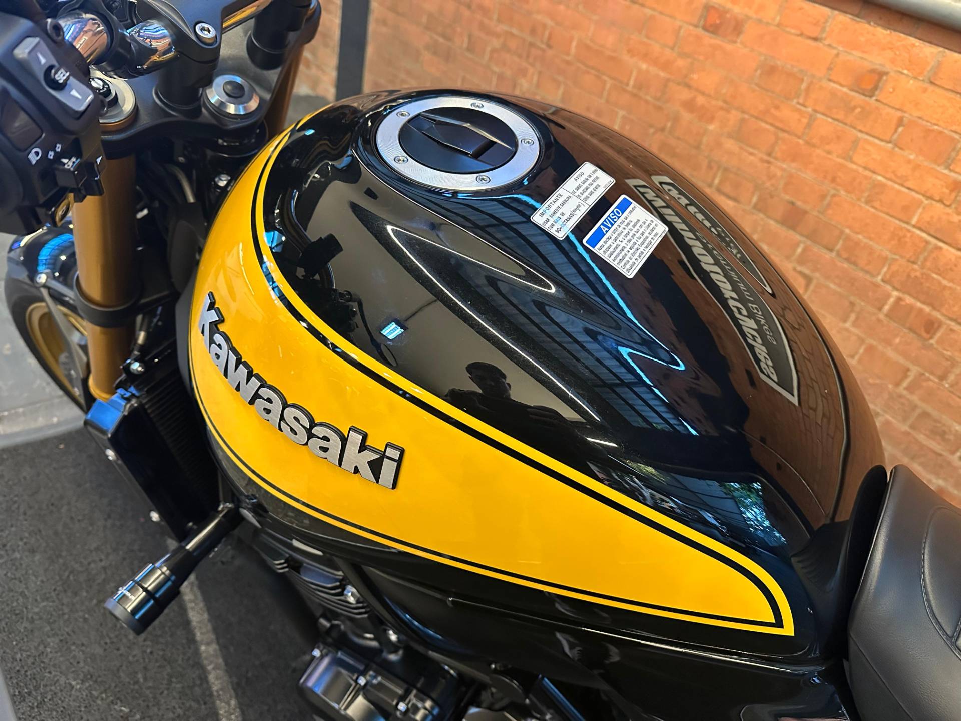 KAWASAKI Z900RS