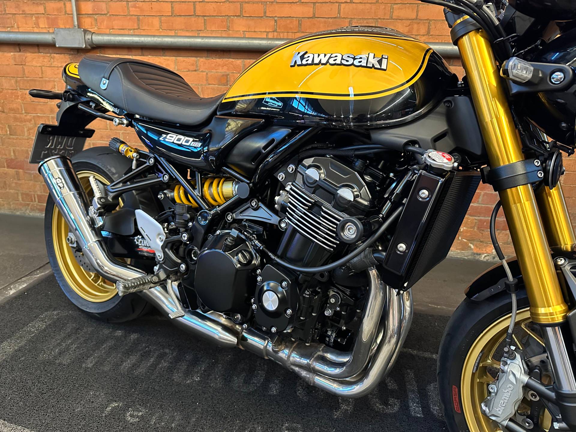 KAWASAKI Z900RS