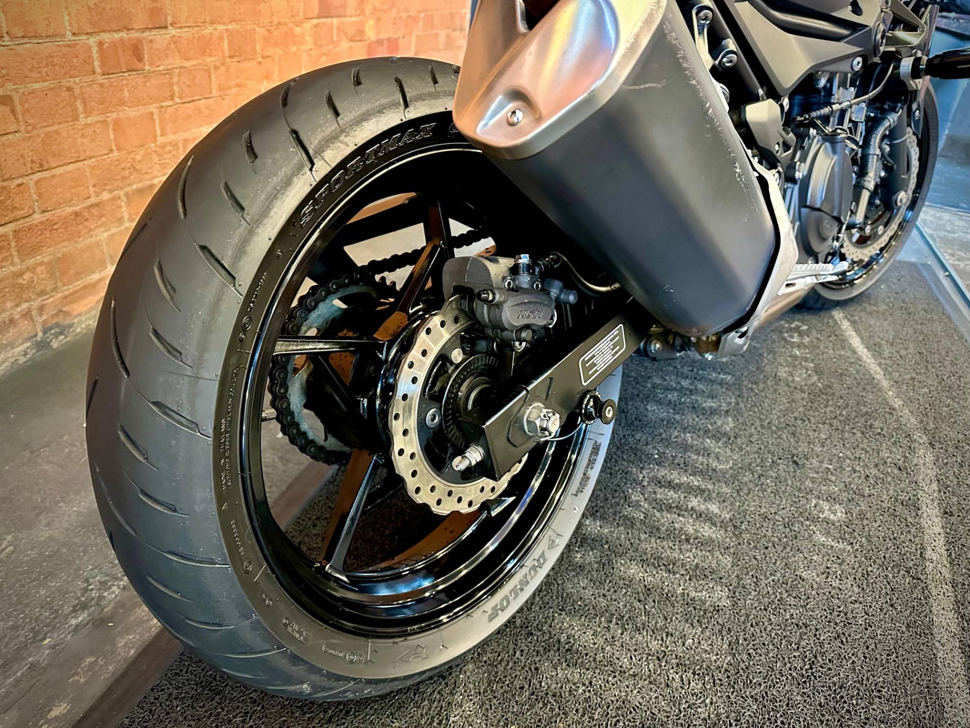 KAWASAKI Z400
