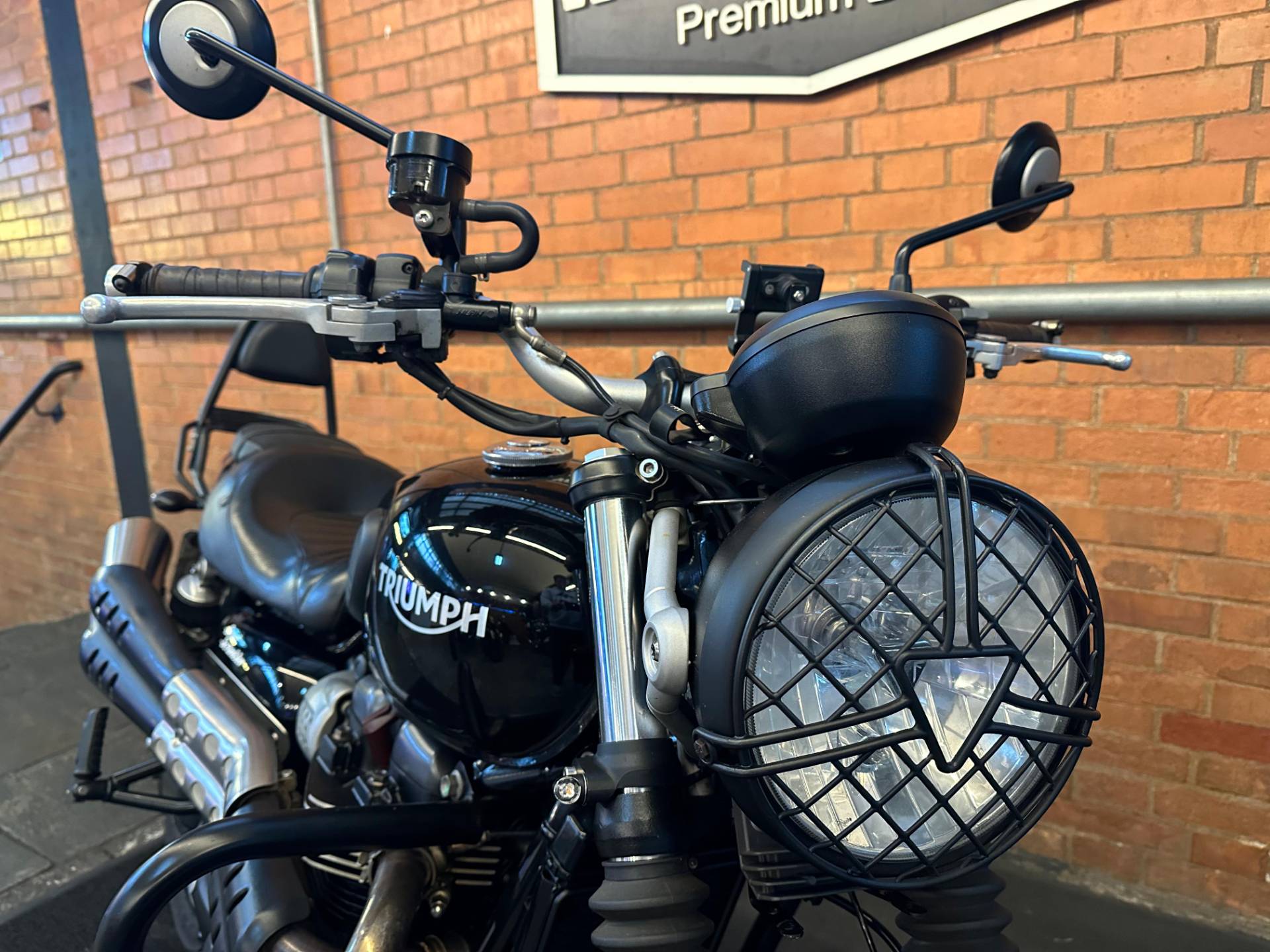 TRIUMPH STREET SCRAMBLER