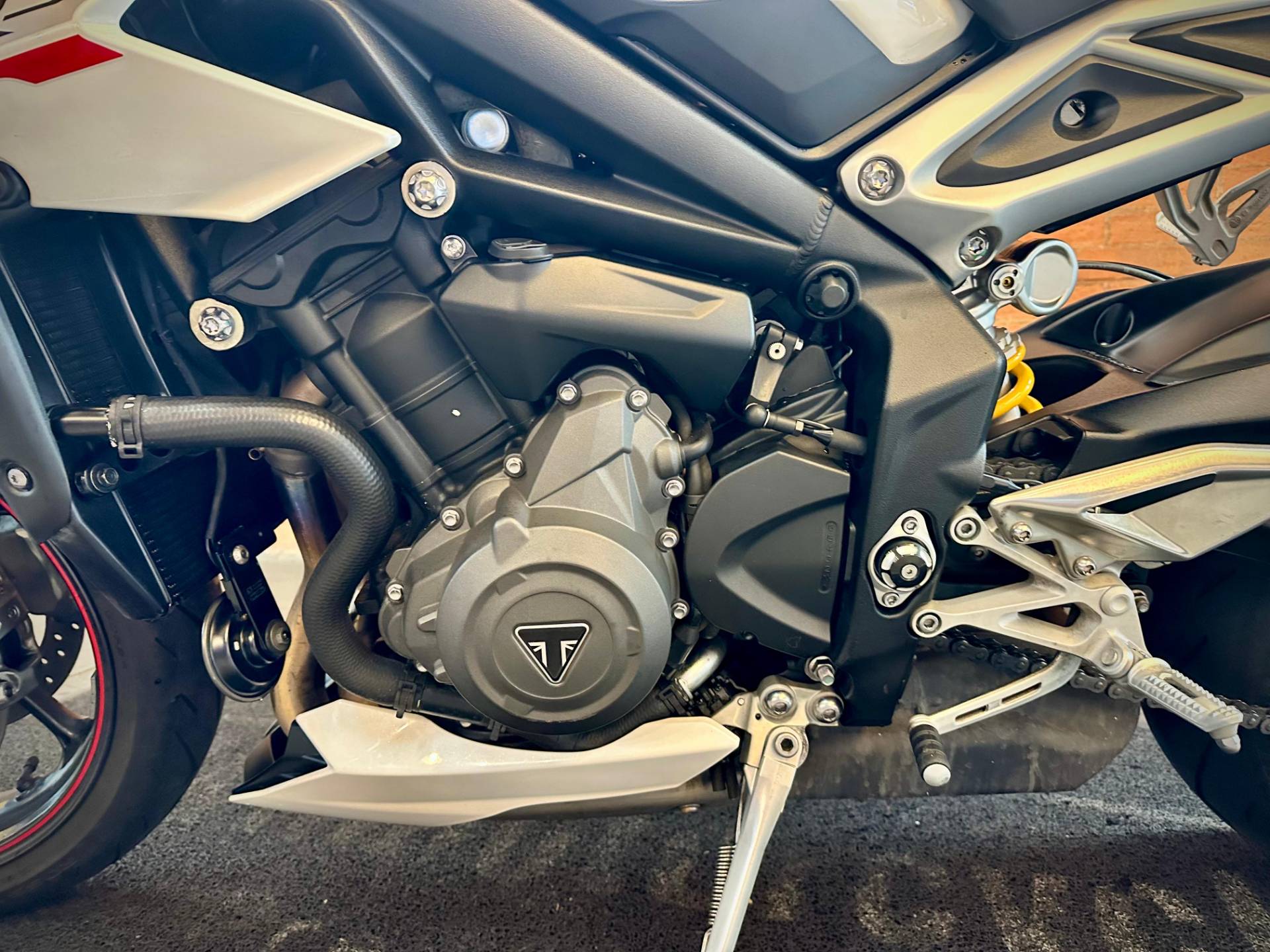 TRIUMPH STREET TRIPLE 765 RS
