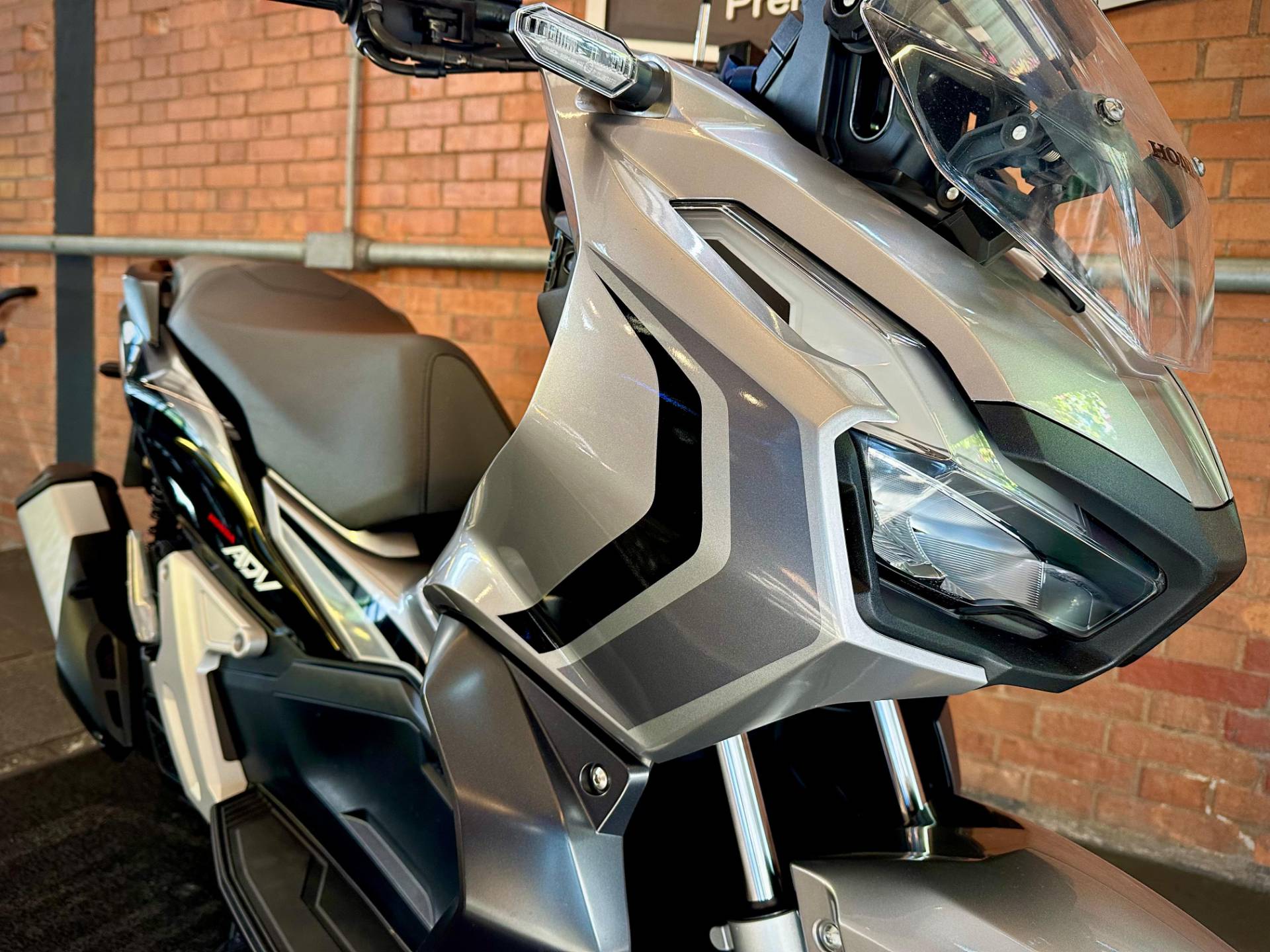 HONDA ADV 150