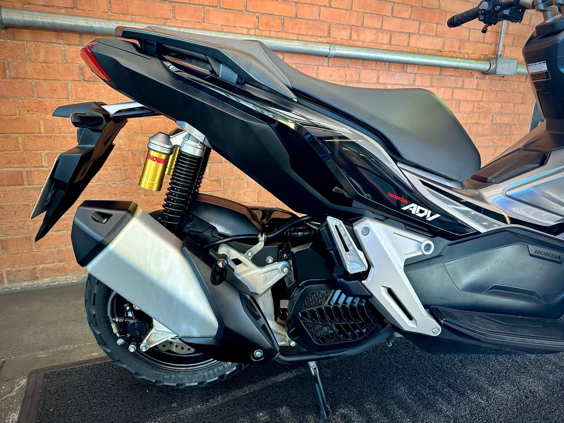 HONDA ADV 150