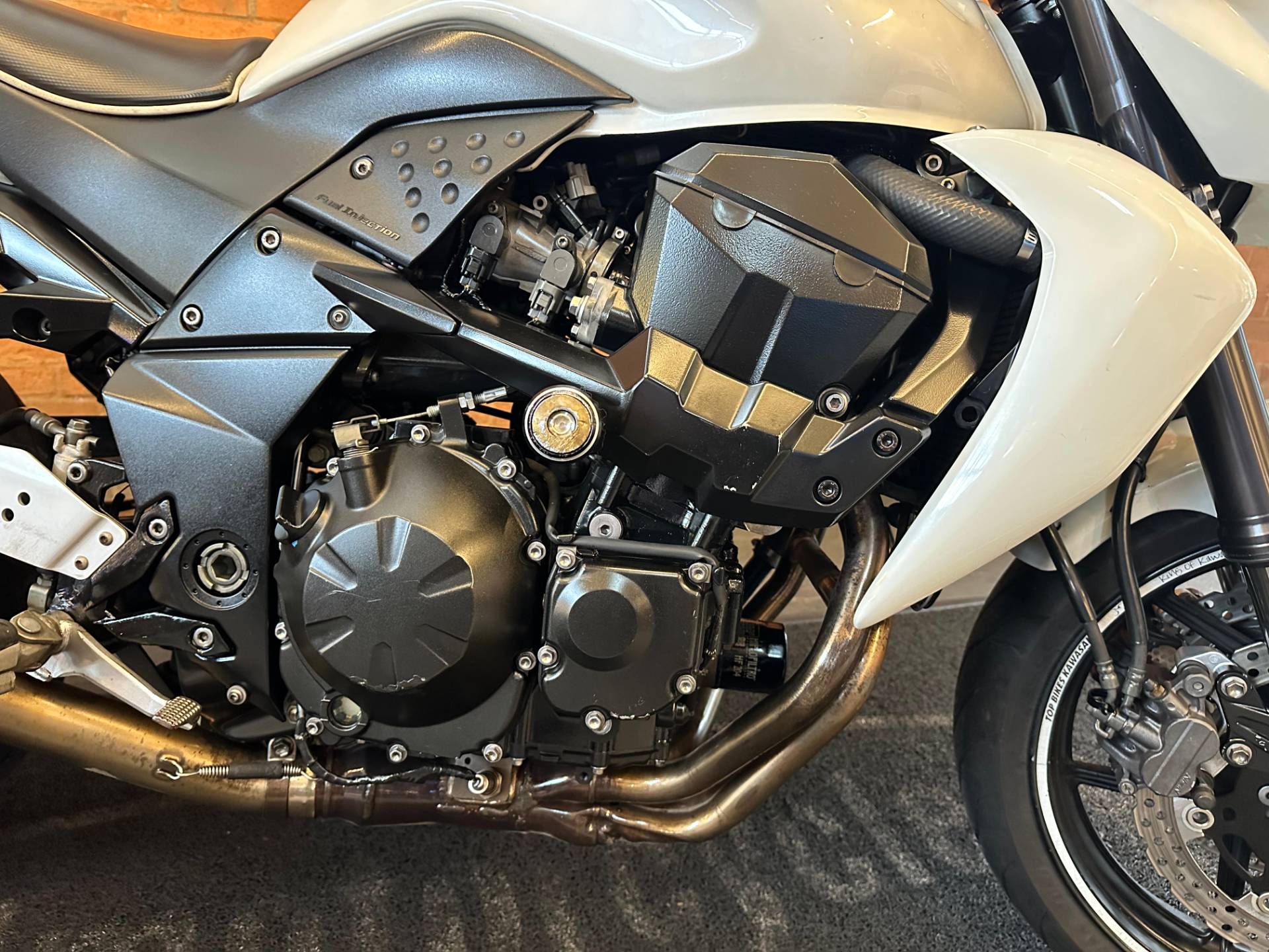 KAWASAKI Z750