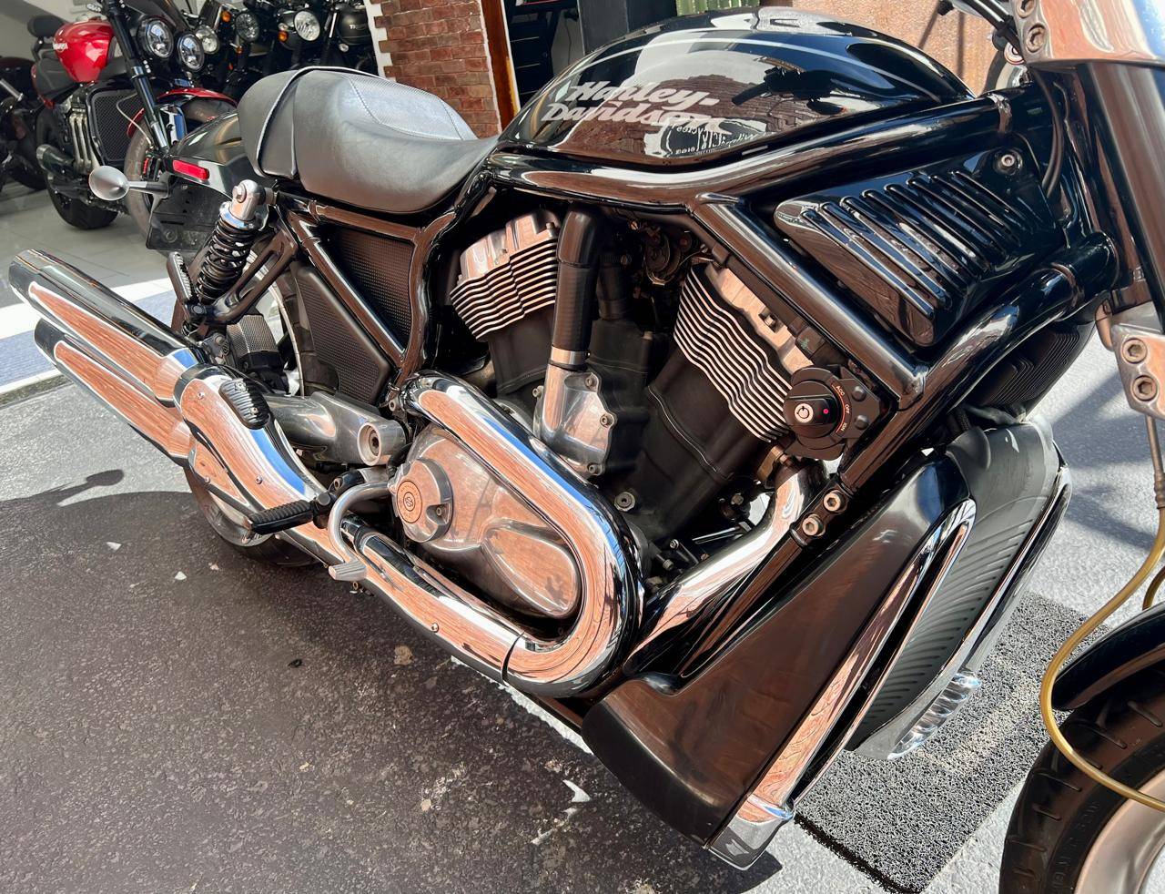 HARLEY-DAVIDSON STREET ROD