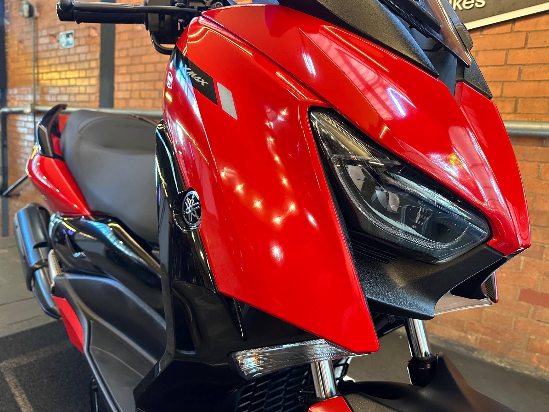 YAMAHA XMAX ABS