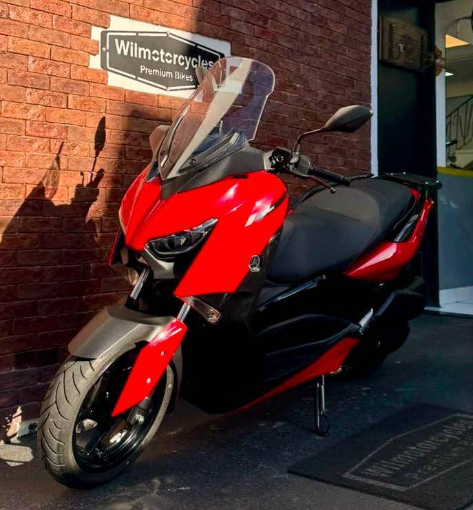 YAMAHA XMAX ABS