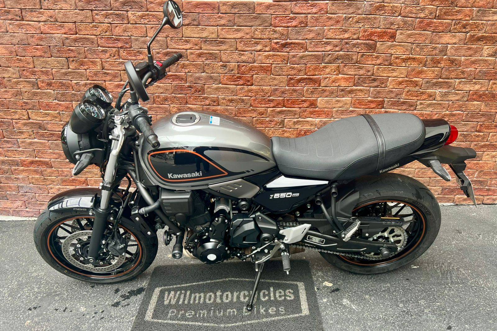 KAWASAKI Z650 ABS RS