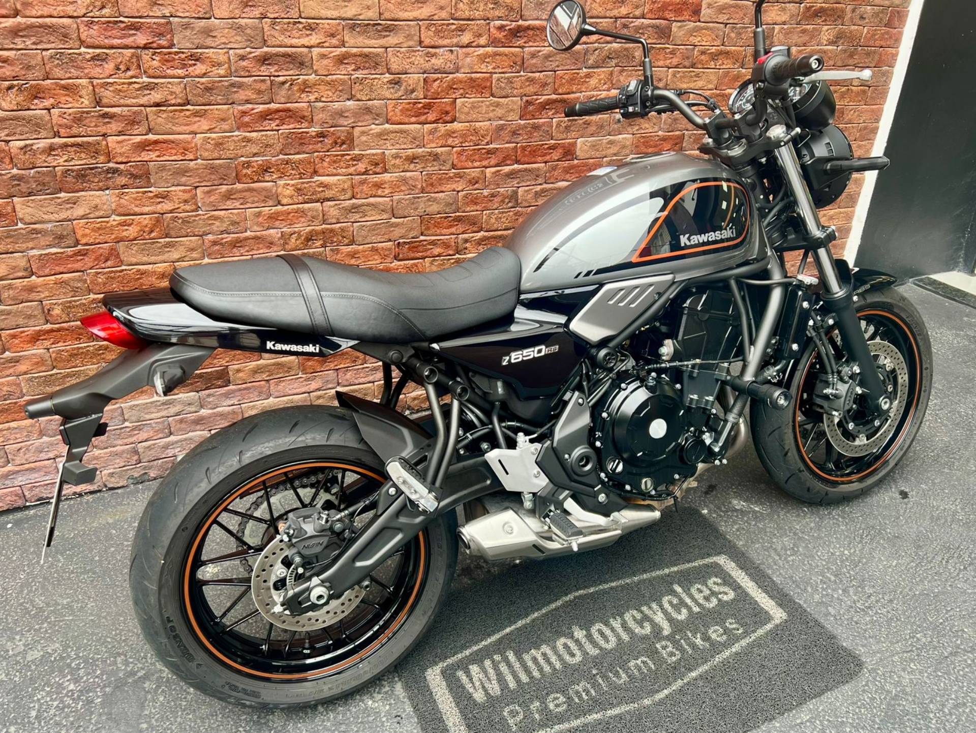 KAWASAKI Z650 ABS RS