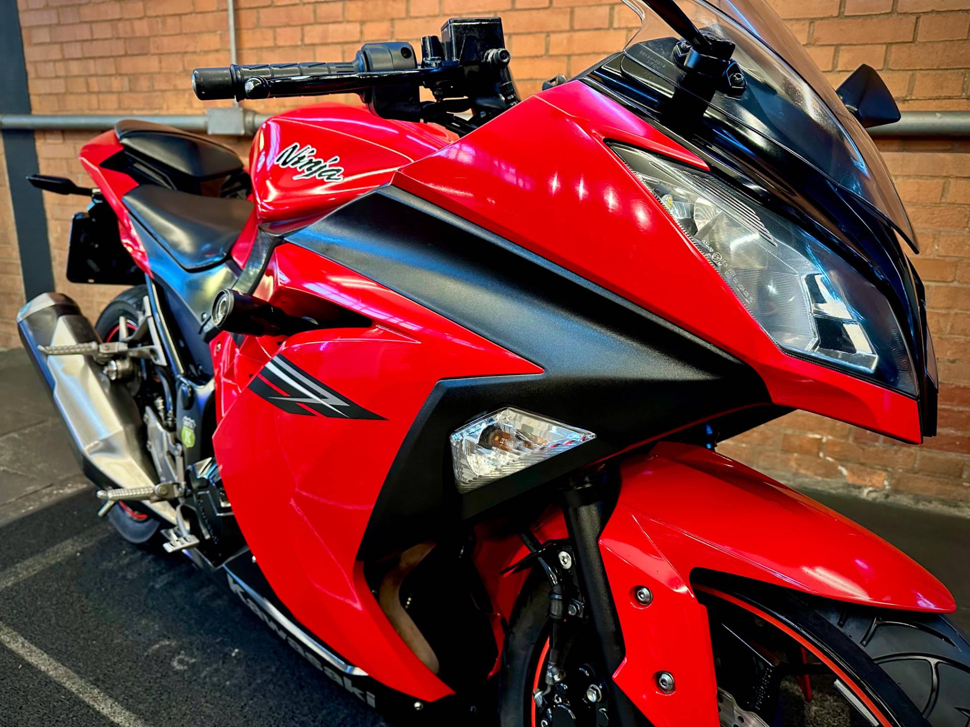 KAWASAKI NINJA 300