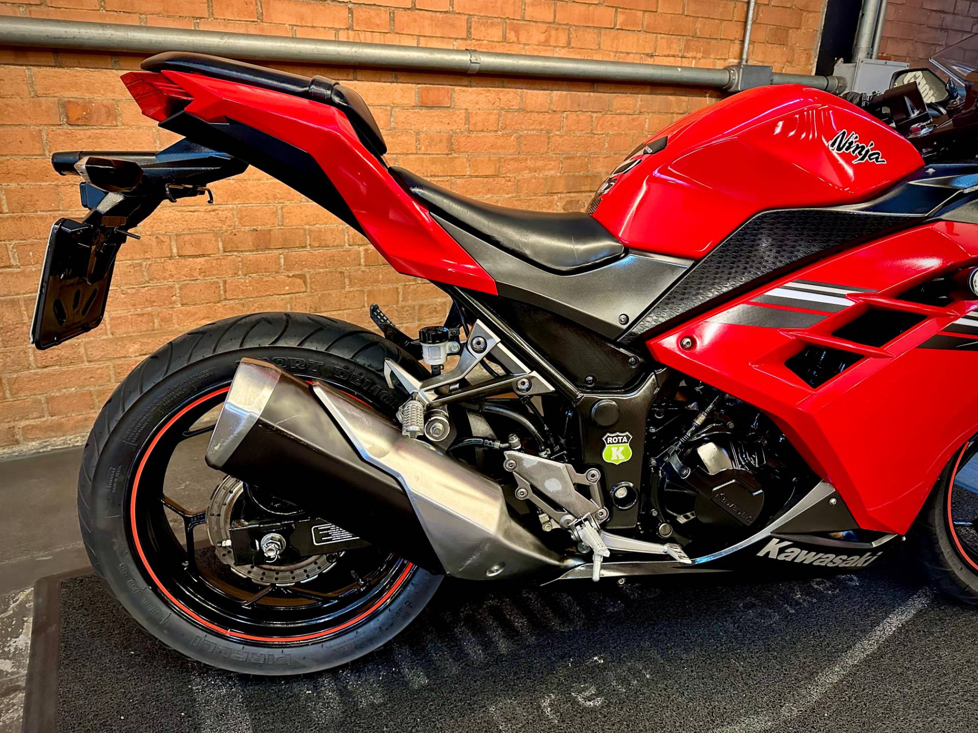 KAWASAKI NINJA 300