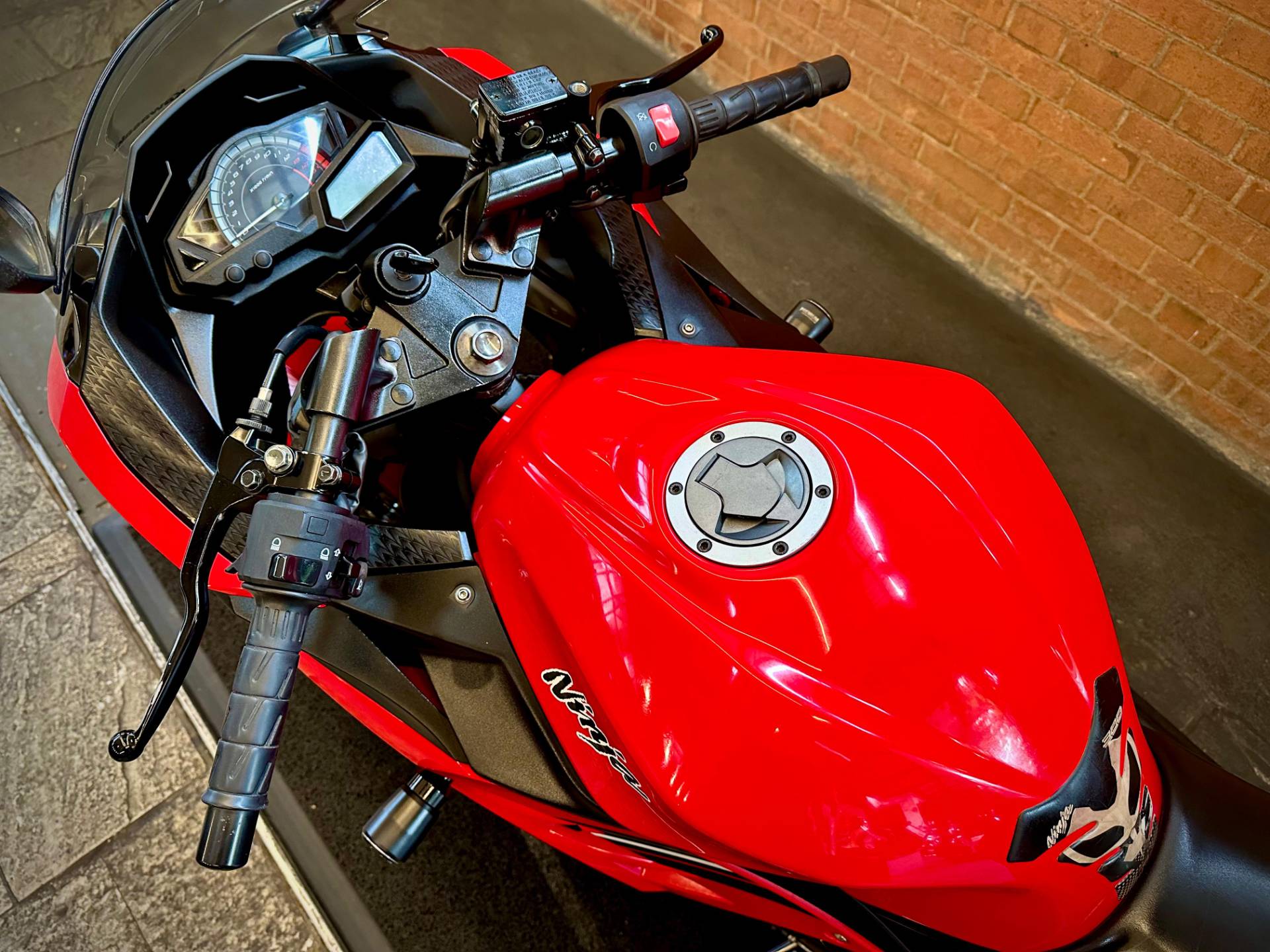 KAWASAKI NINJA 300