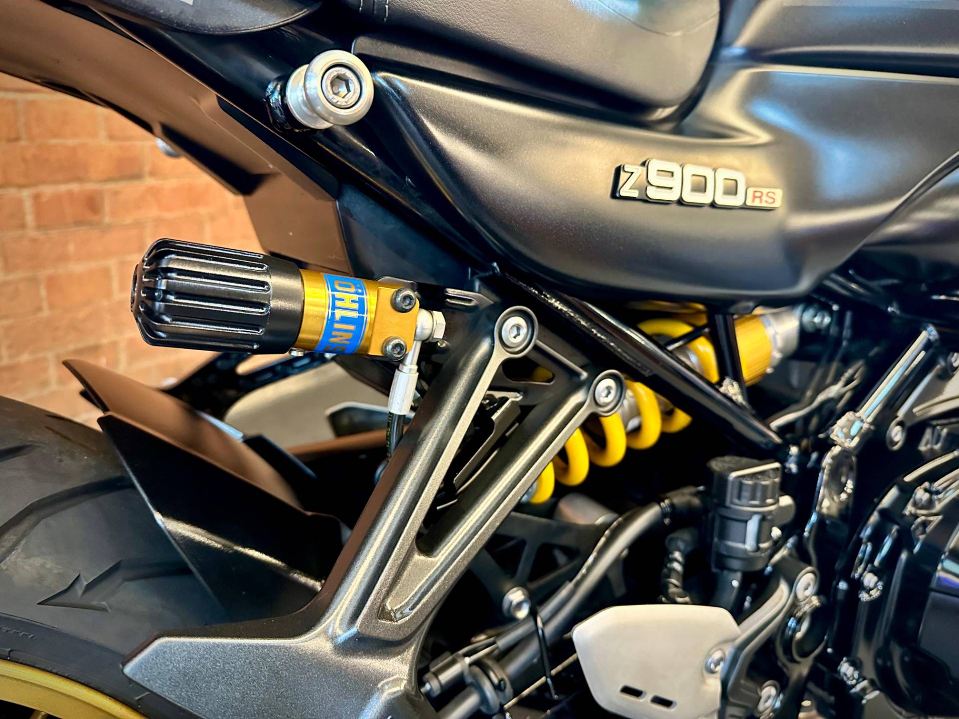 KAWASAKI Z900RS CAFÉ