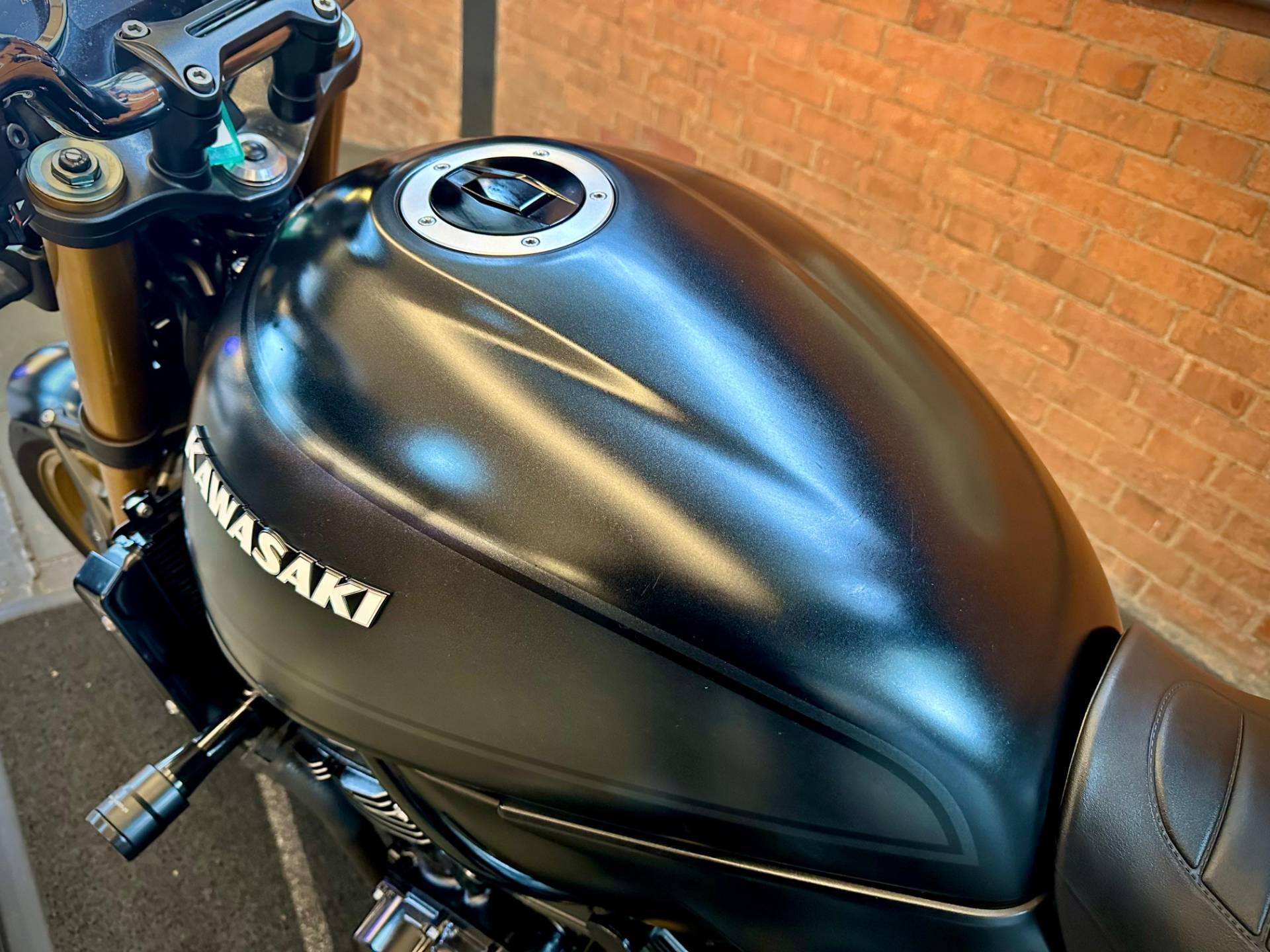 KAWASAKI Z900RS CAFÉ