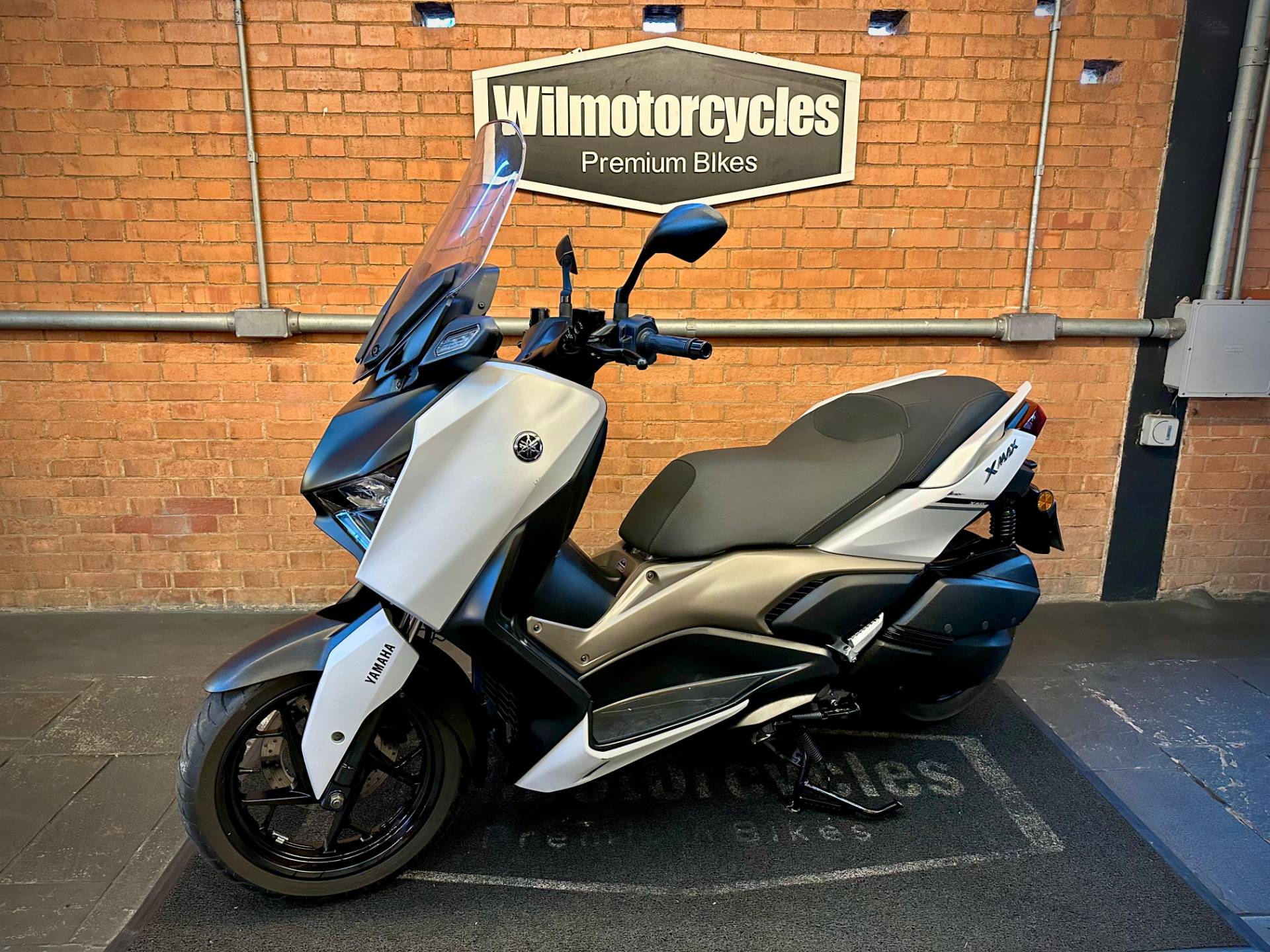 YAMAHA XMAX 250 CONNECTED ABS