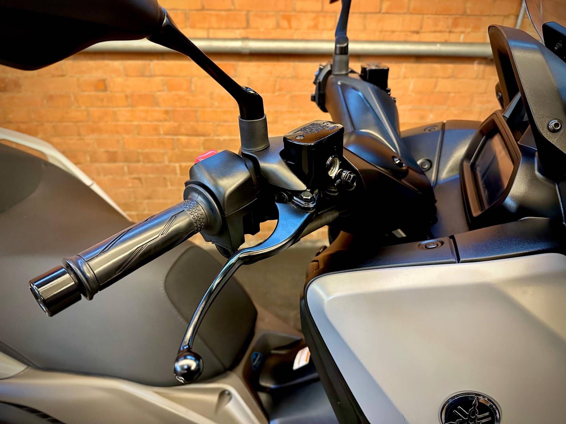YAMAHA XMAX 250 CONNECTED ABS