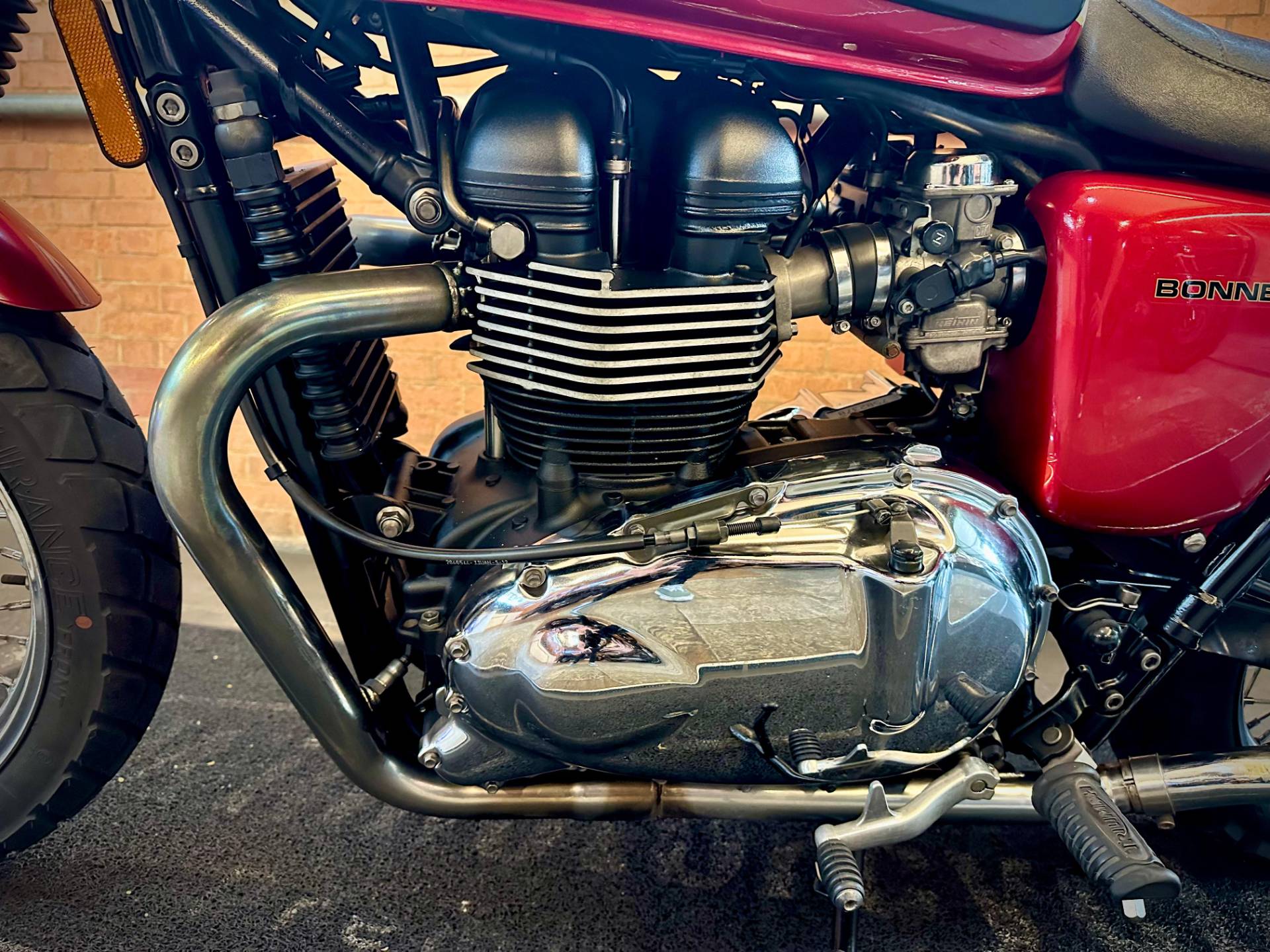 TRIUMPH BONNEVILLE T 100 865