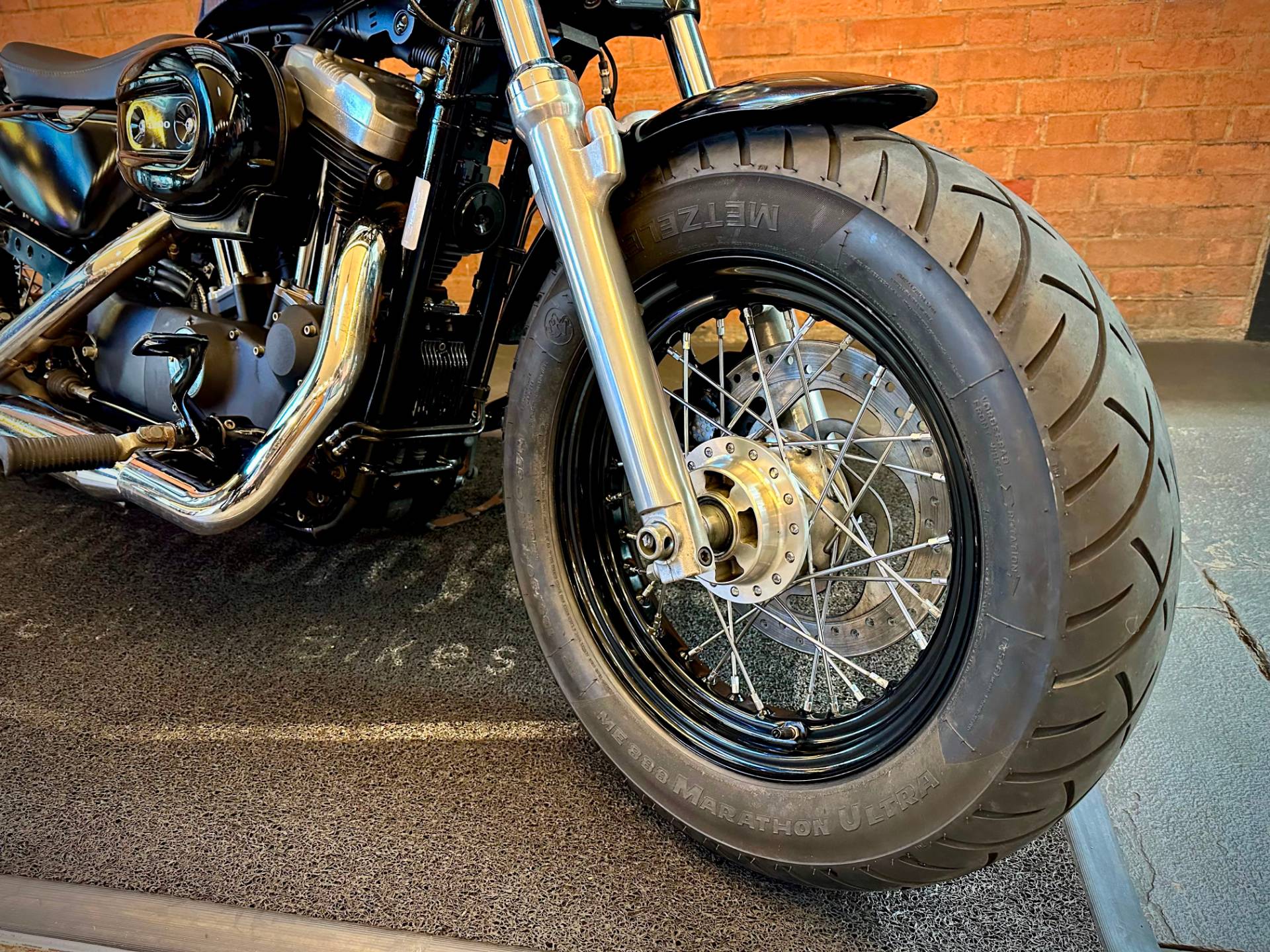 HARLEY-DAVIDSON SPORTSTER FORTY-EIGHT