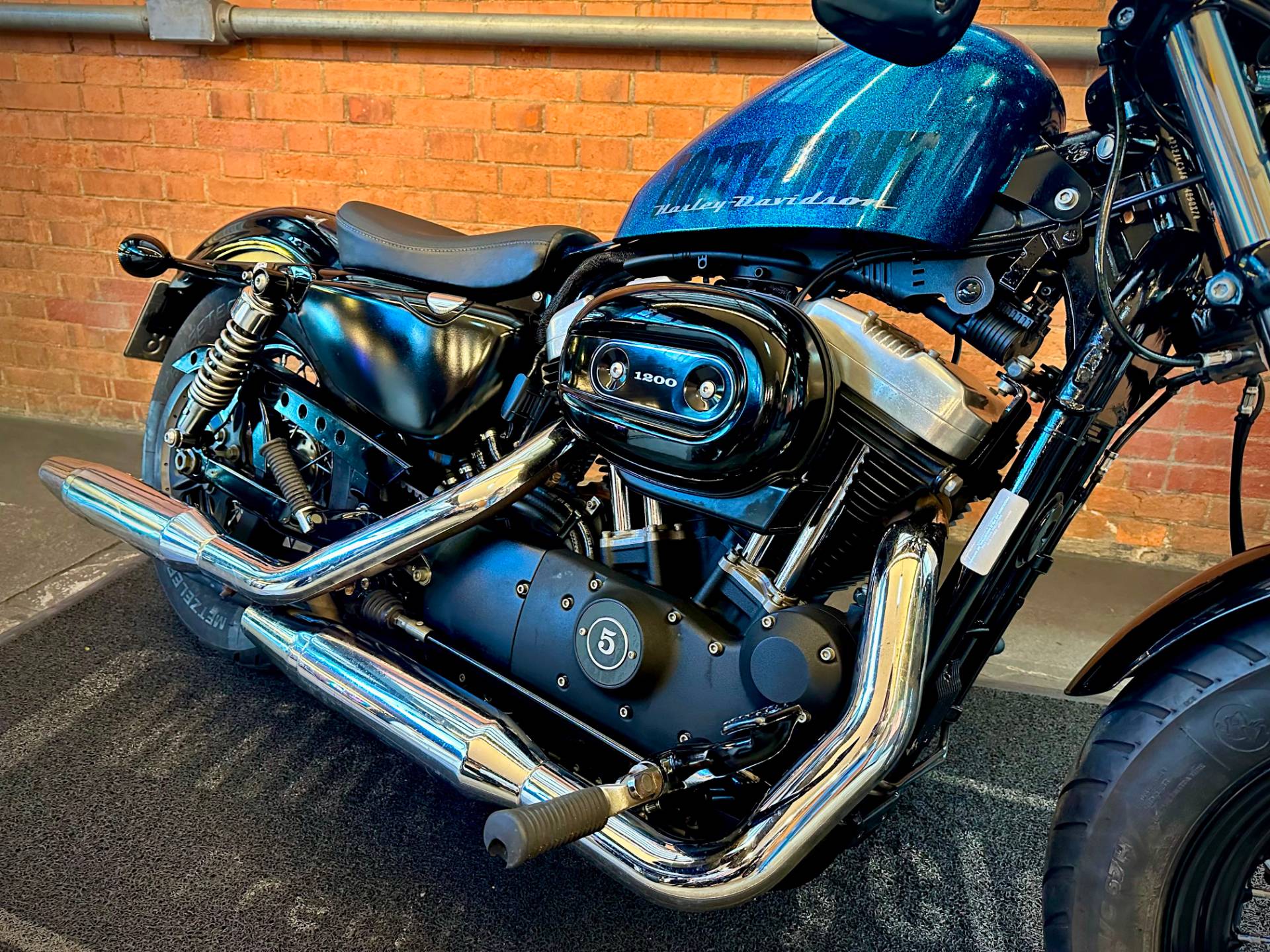 HARLEY-DAVIDSON SPORTSTER FORTY-EIGHT