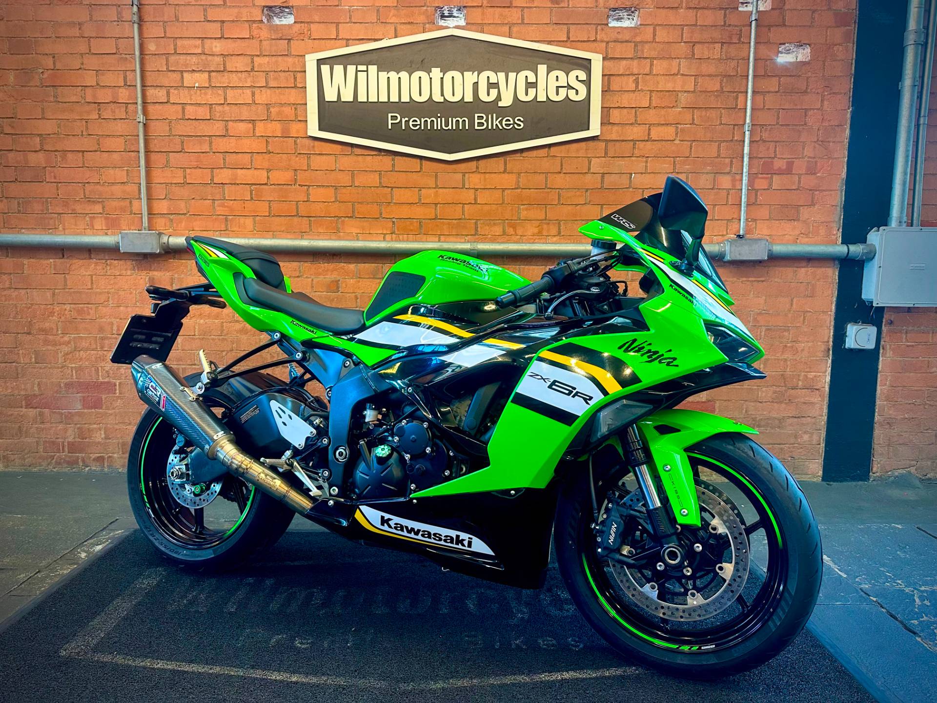 KAWASAKI NINJA ZX-6R