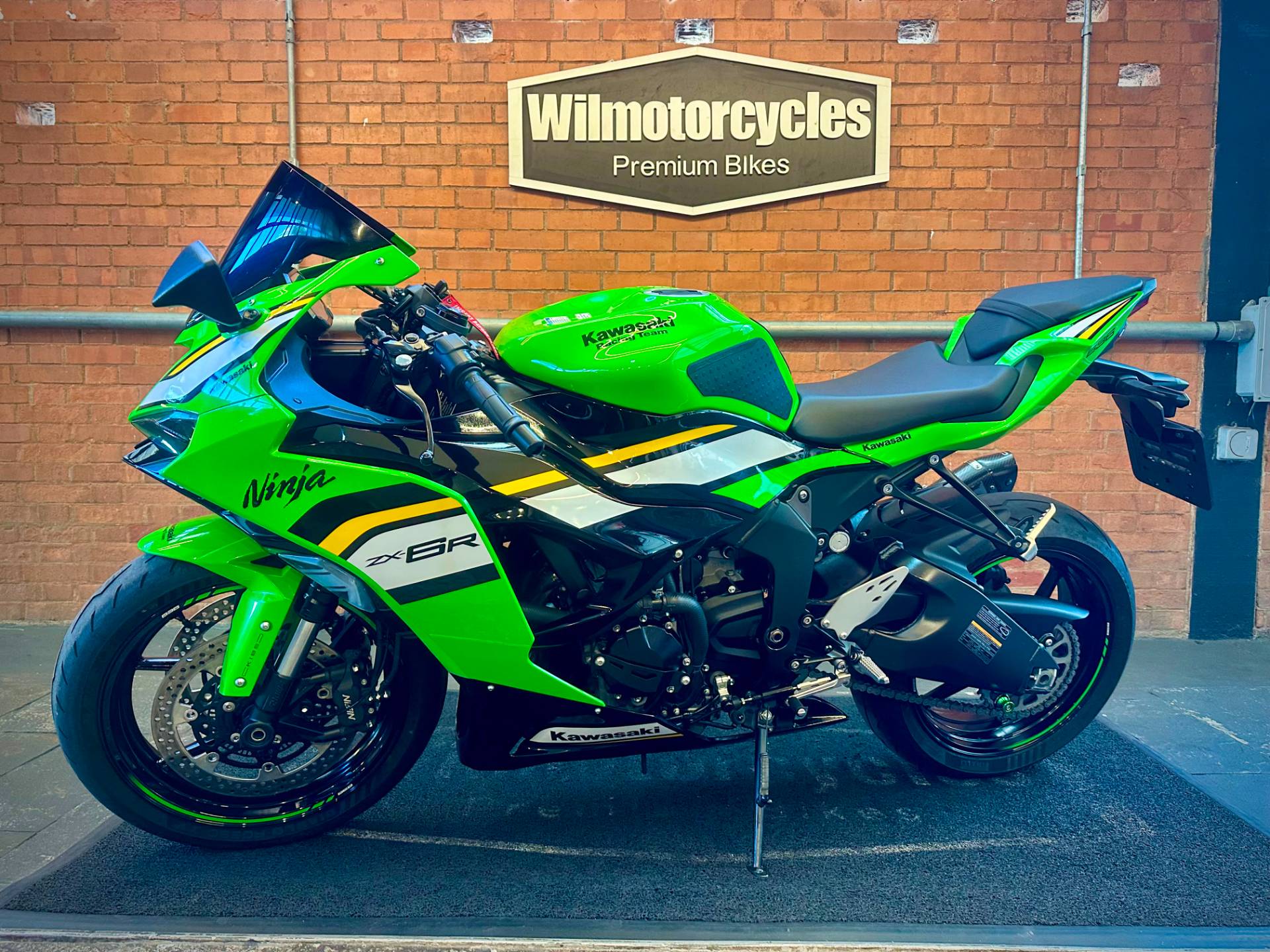 KAWASAKI NINJA ZX-6R