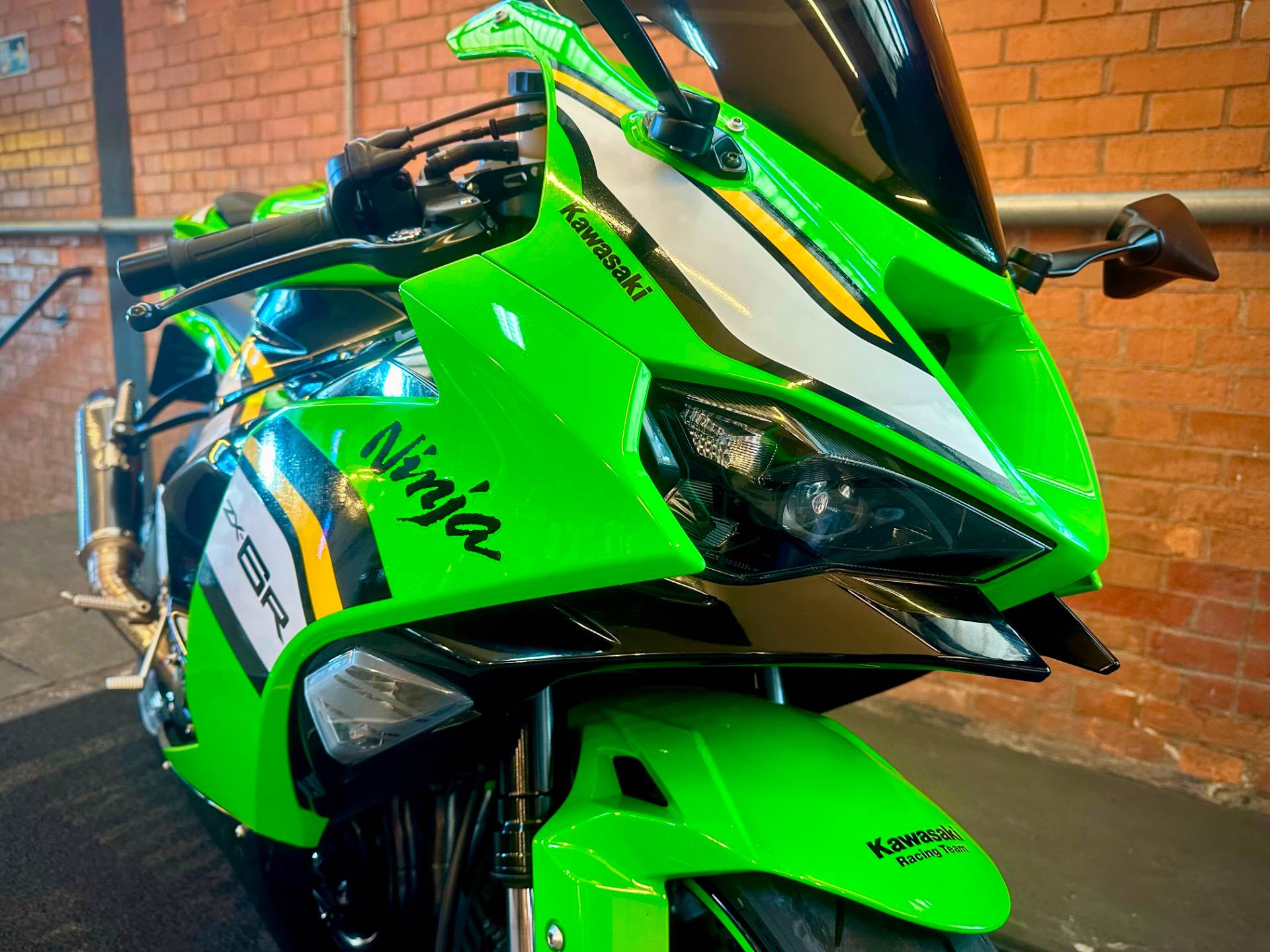 KAWASAKI NINJA ZX-6R