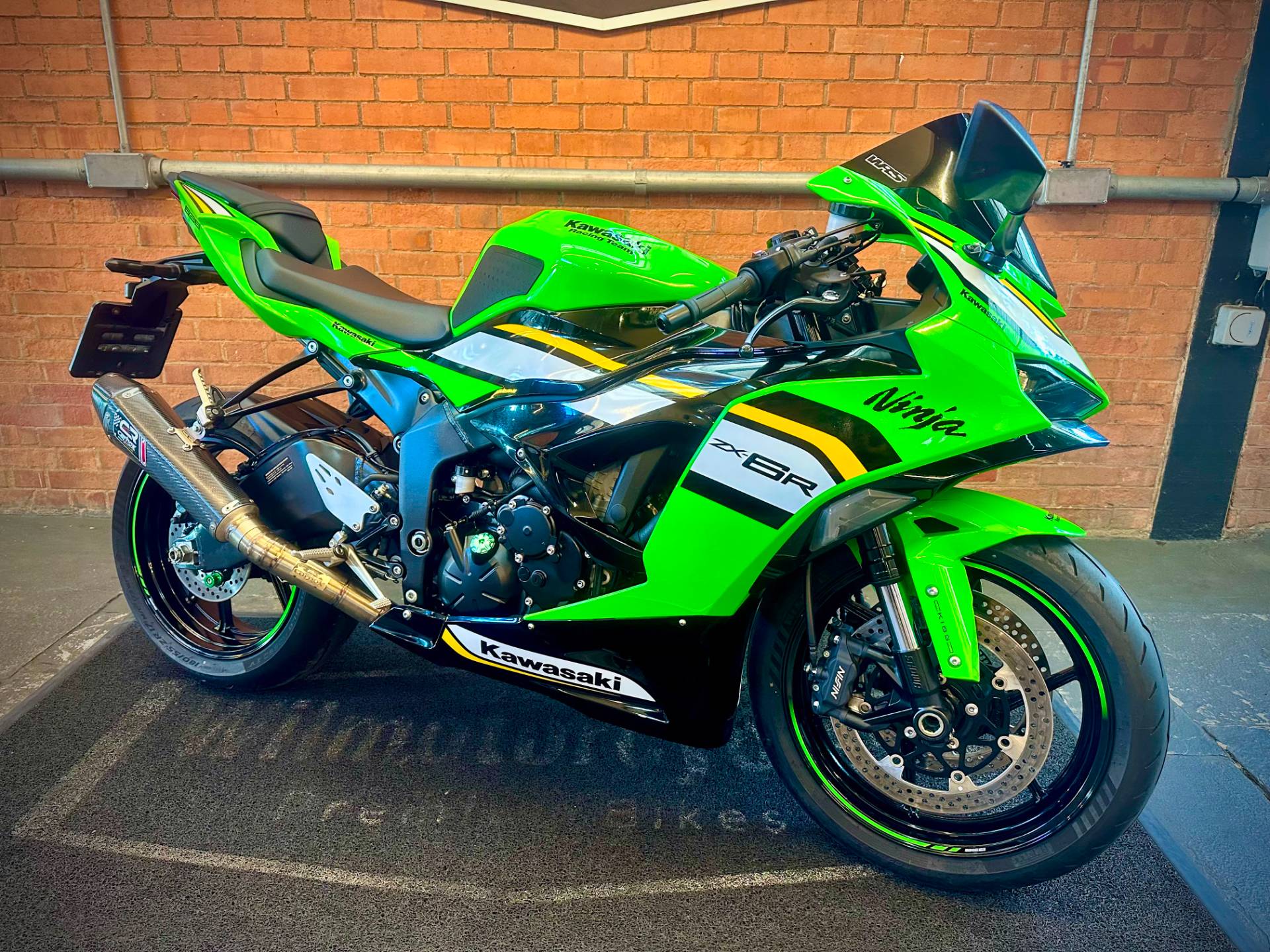 KAWASAKI NINJA ZX-6R