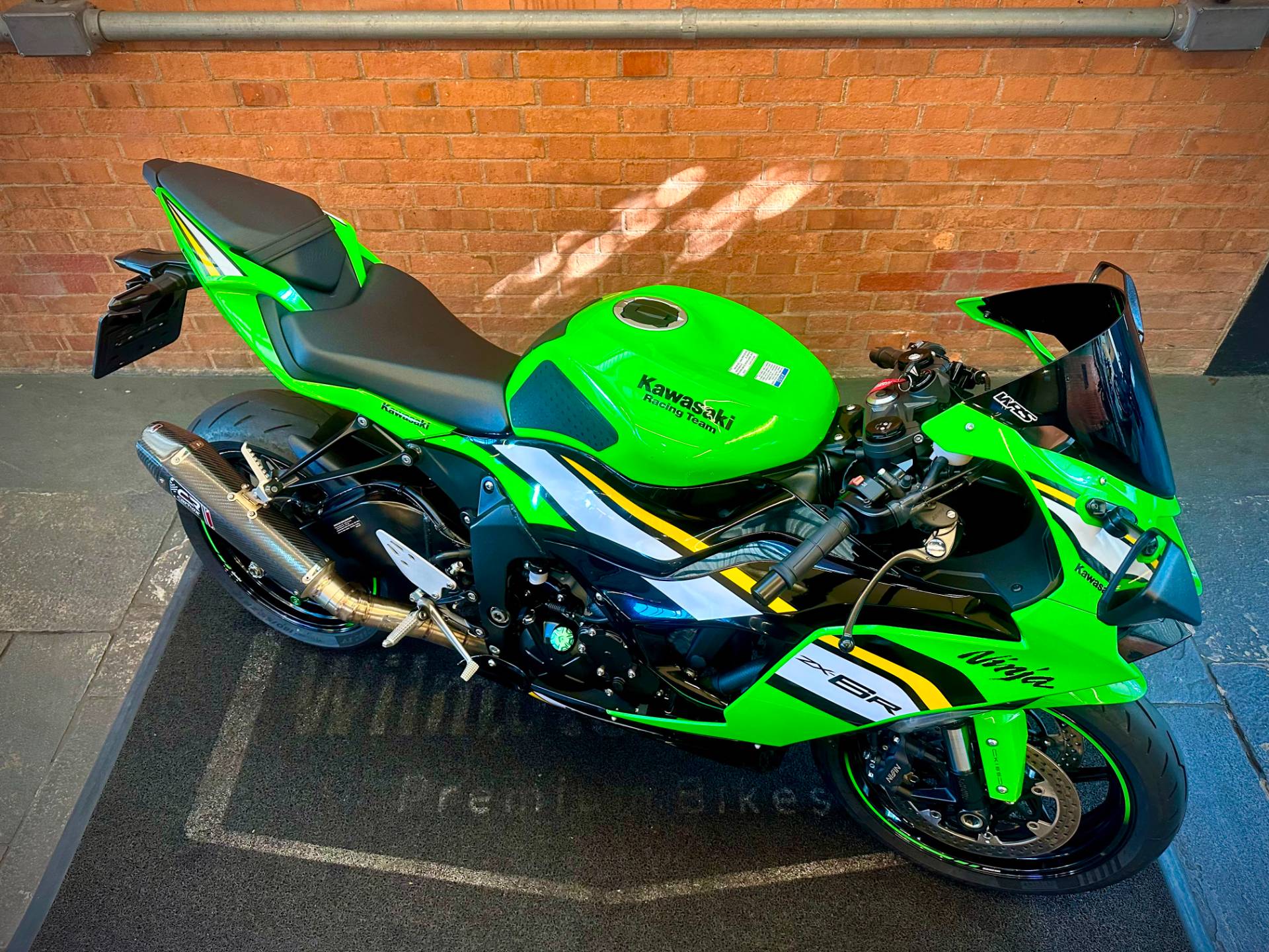 KAWASAKI NINJA ZX-6R