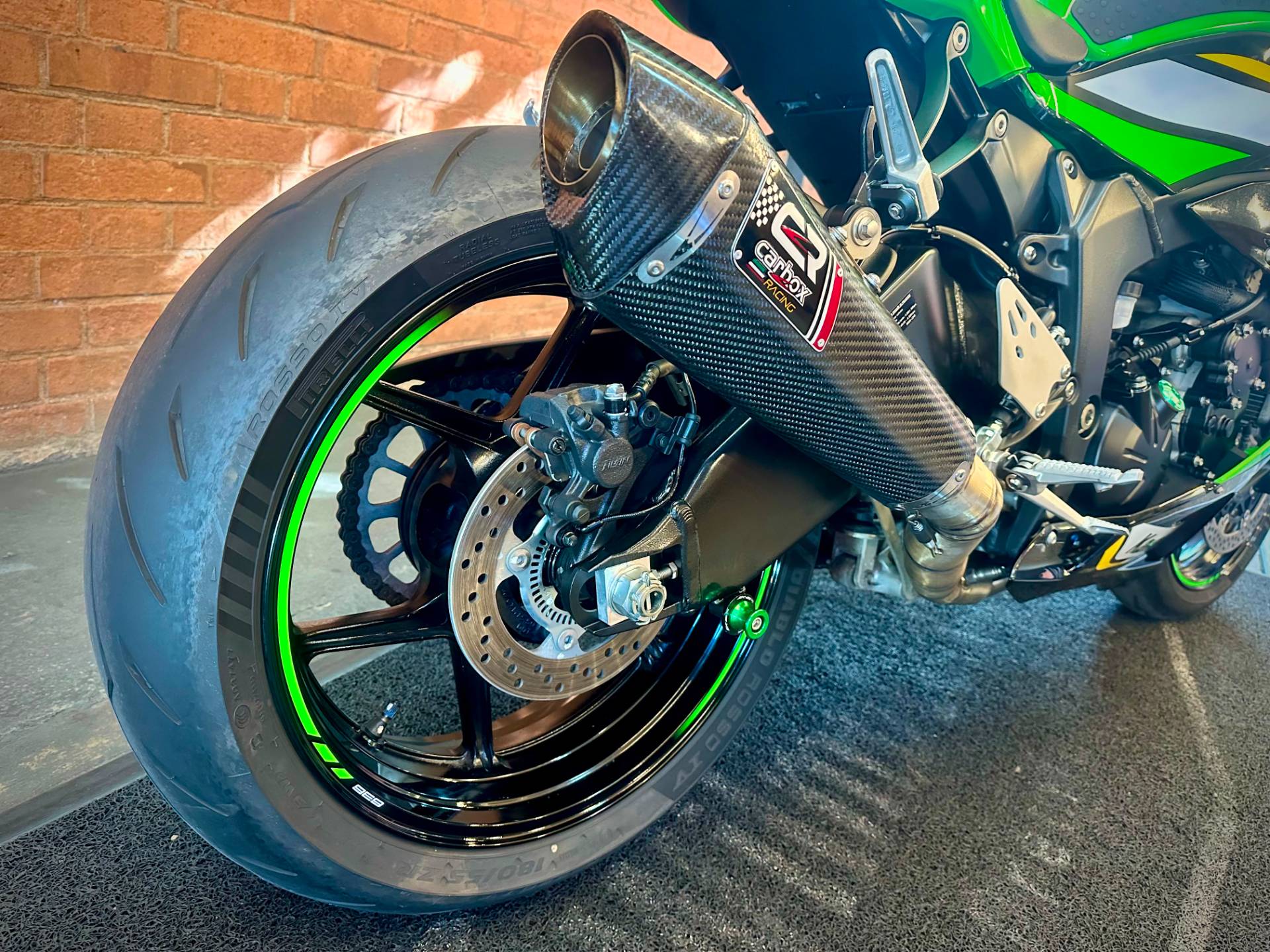KAWASAKI NINJA ZX-6R