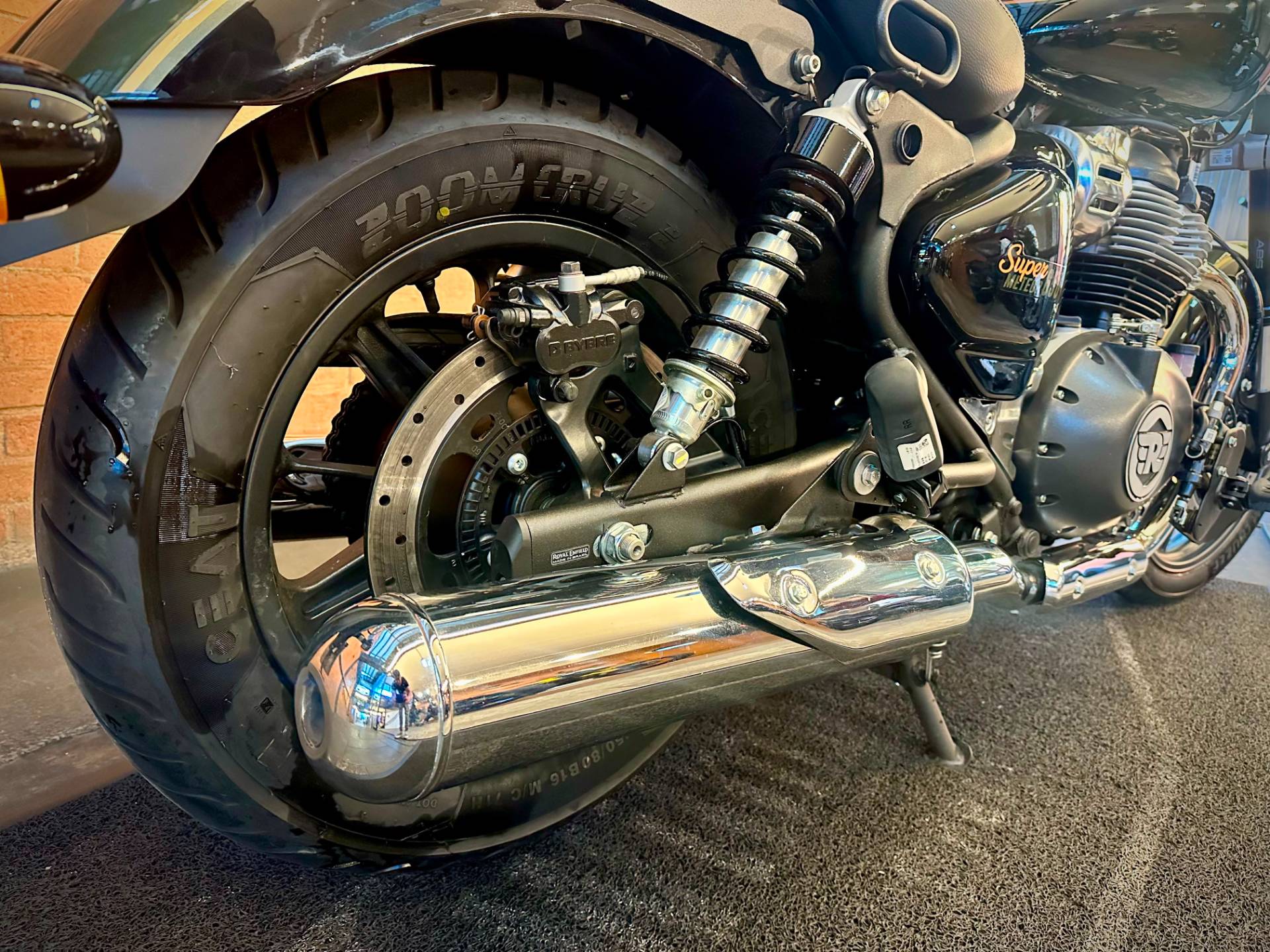 ROYAL ENFIELD METEOR 650 INTERSTELLAR