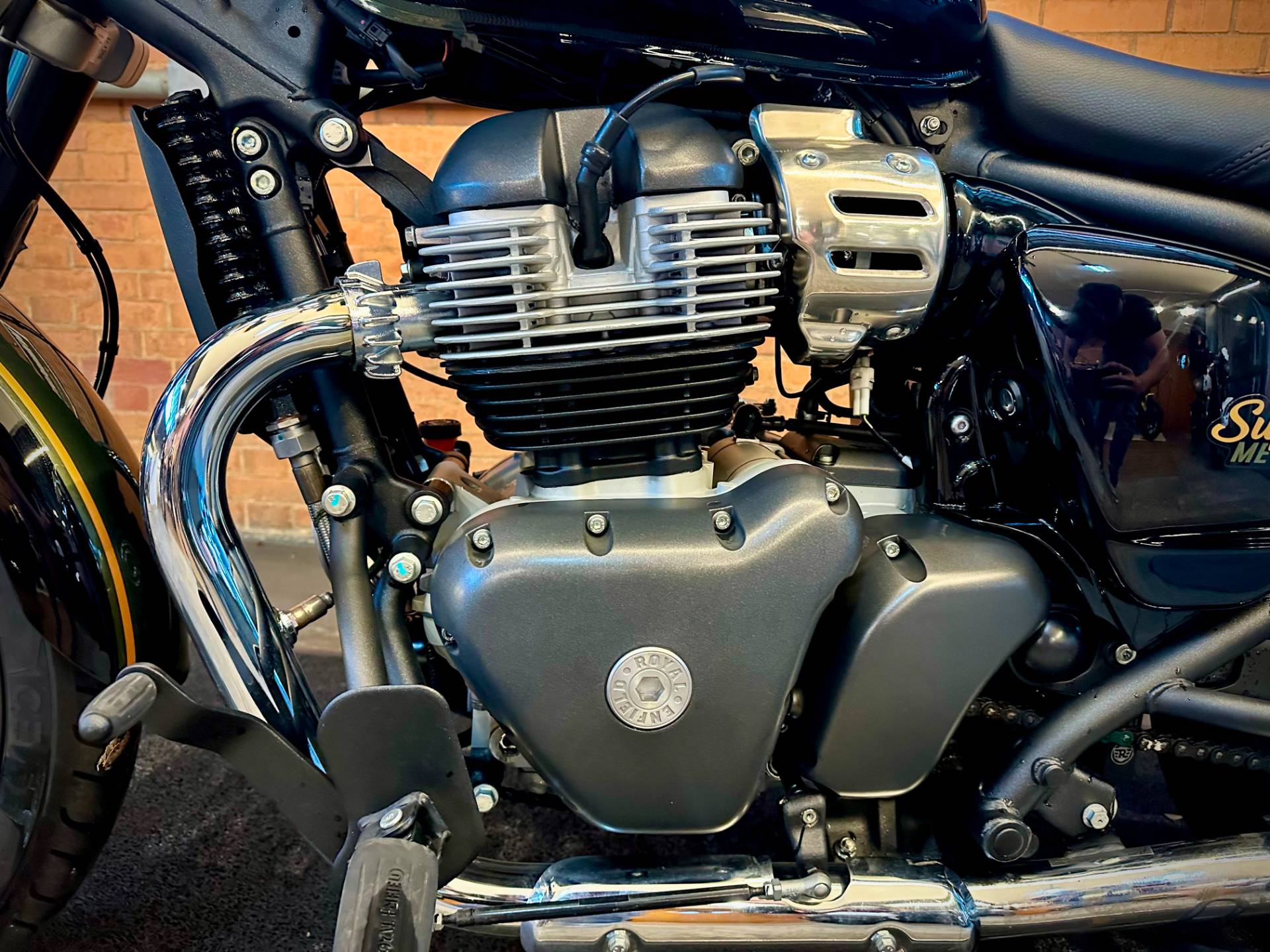 ROYAL ENFIELD METEOR 650 INTERSTELLAR