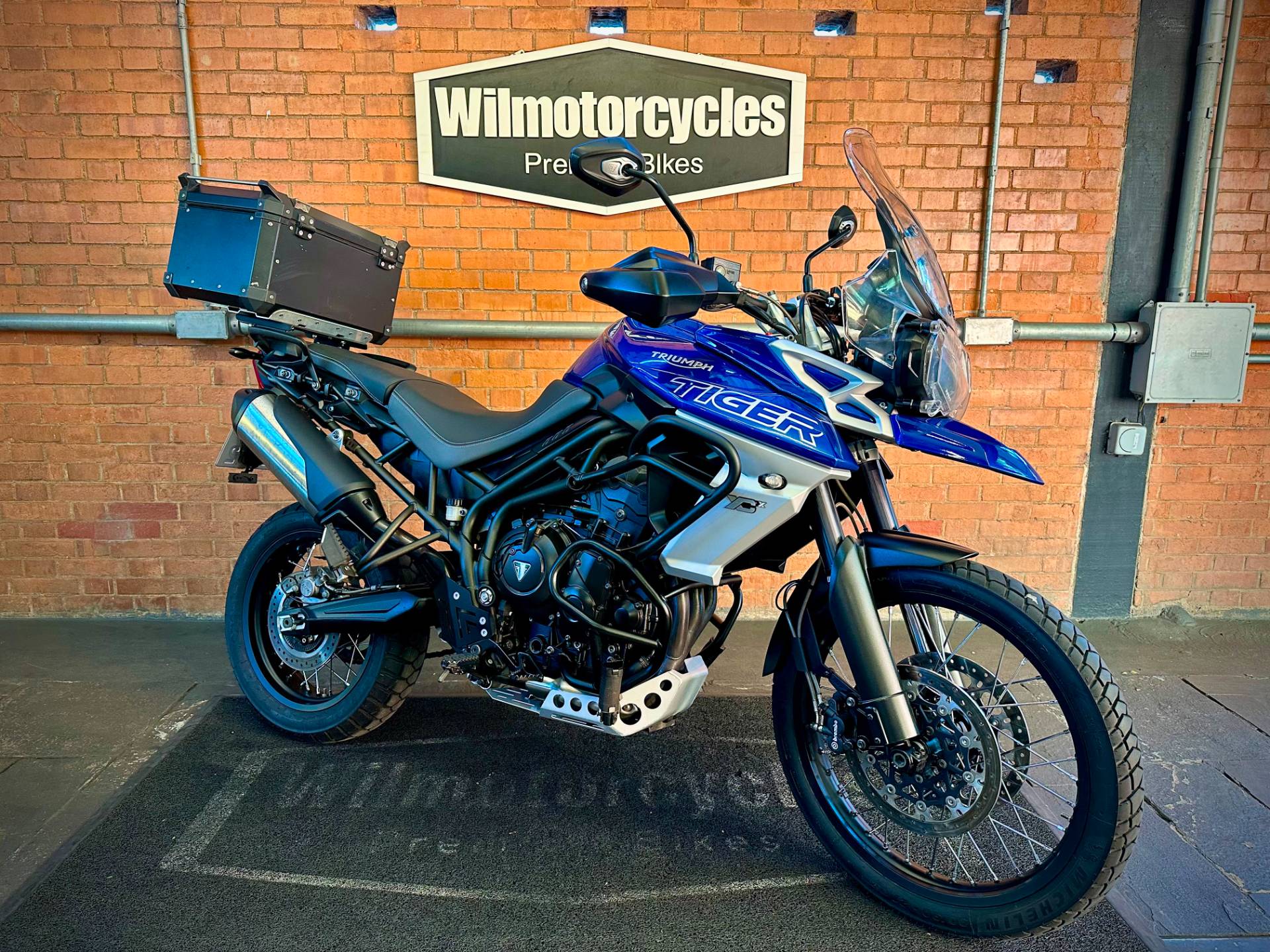 TRIUMPH TIGER 800 XCX