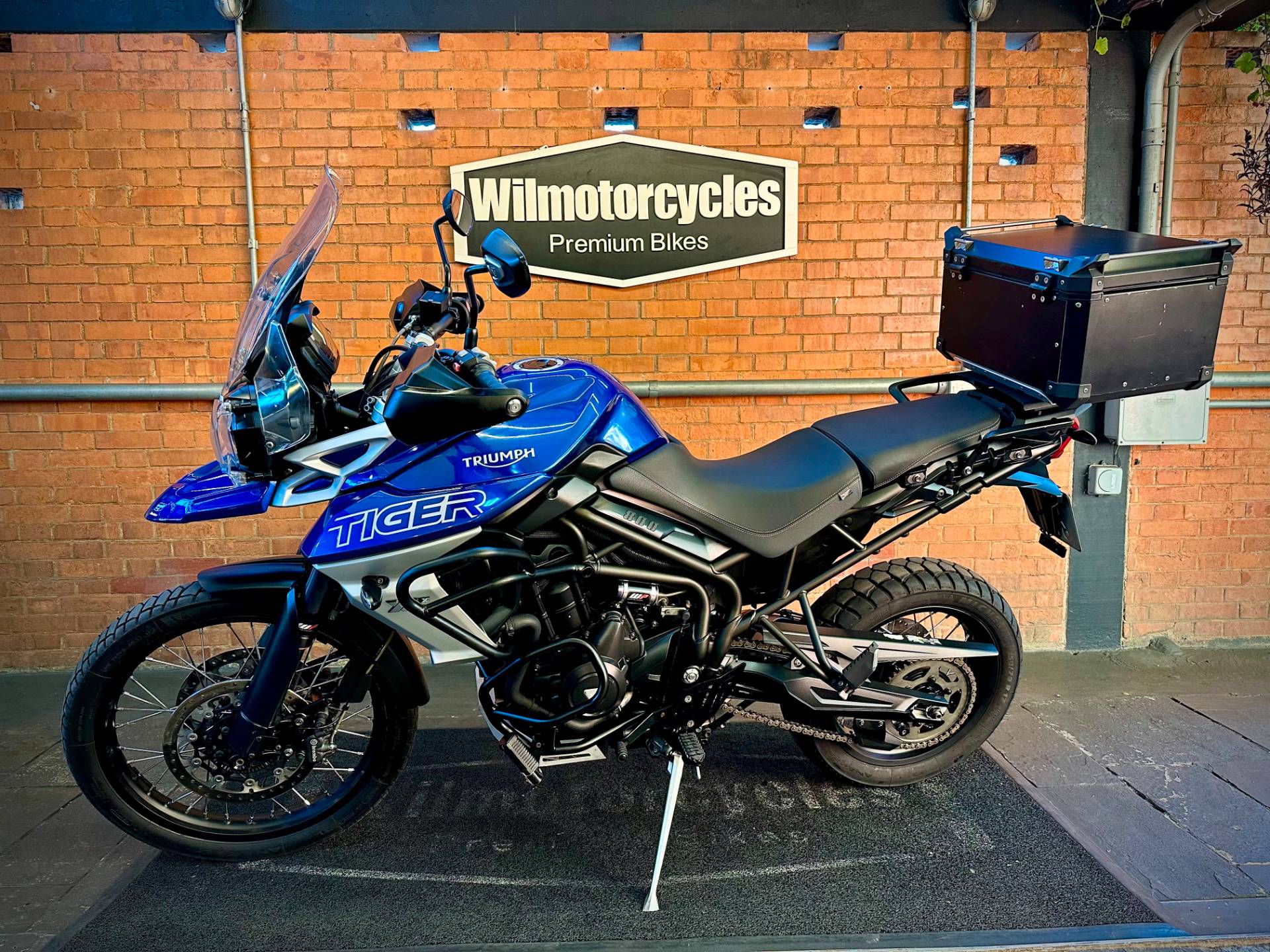 TRIUMPH TIGER 800 XCX