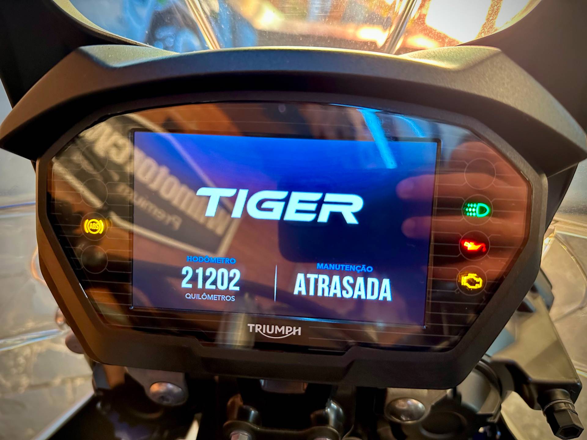TRIUMPH TIGER 800 XCX