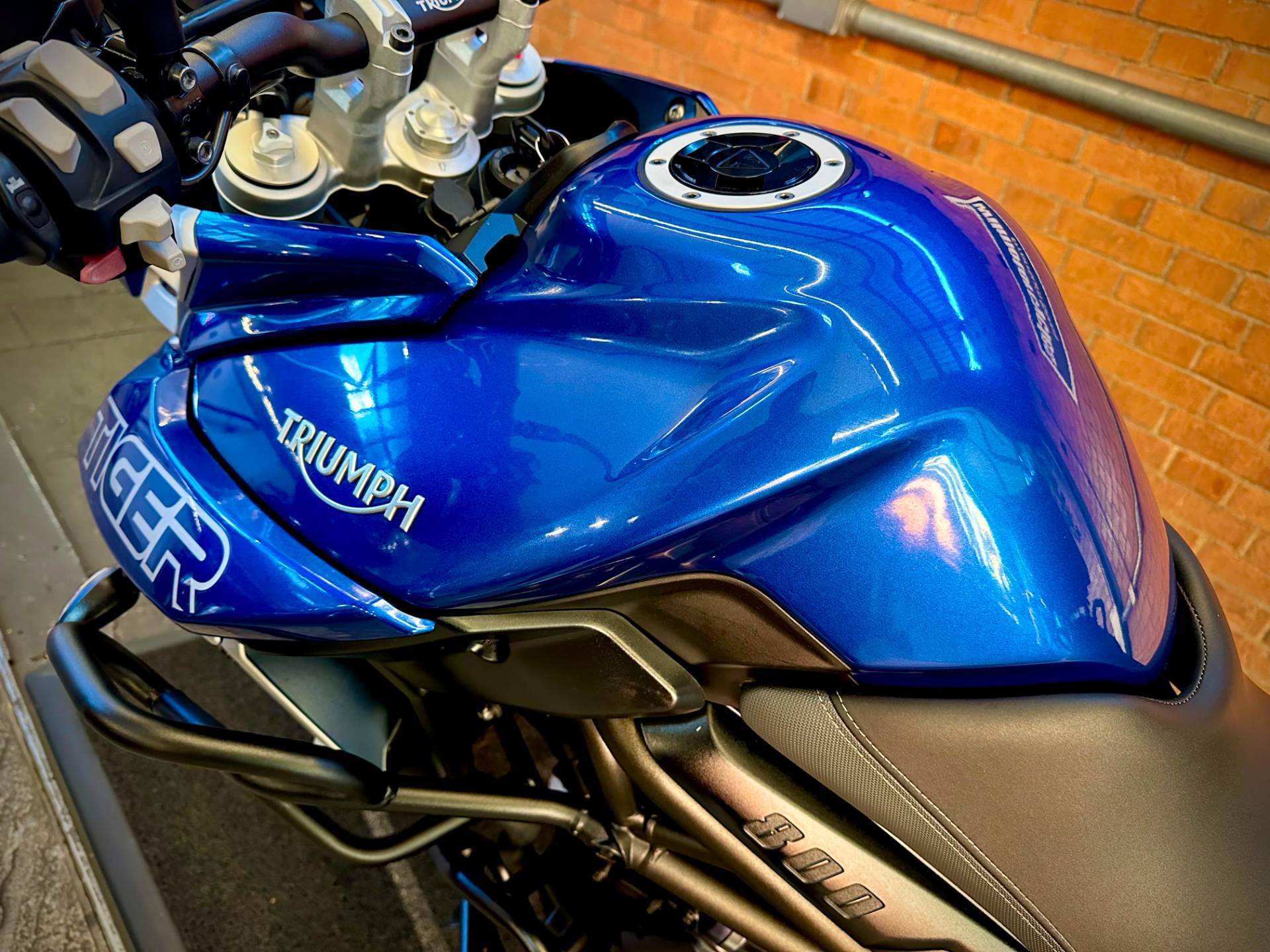 TRIUMPH TIGER 800 XCX