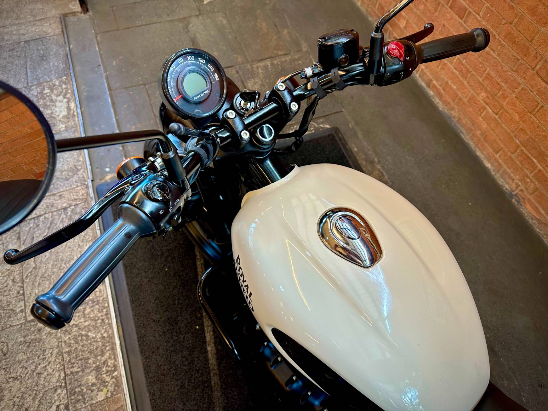 ROYAL ENFIELD HUNTER 350