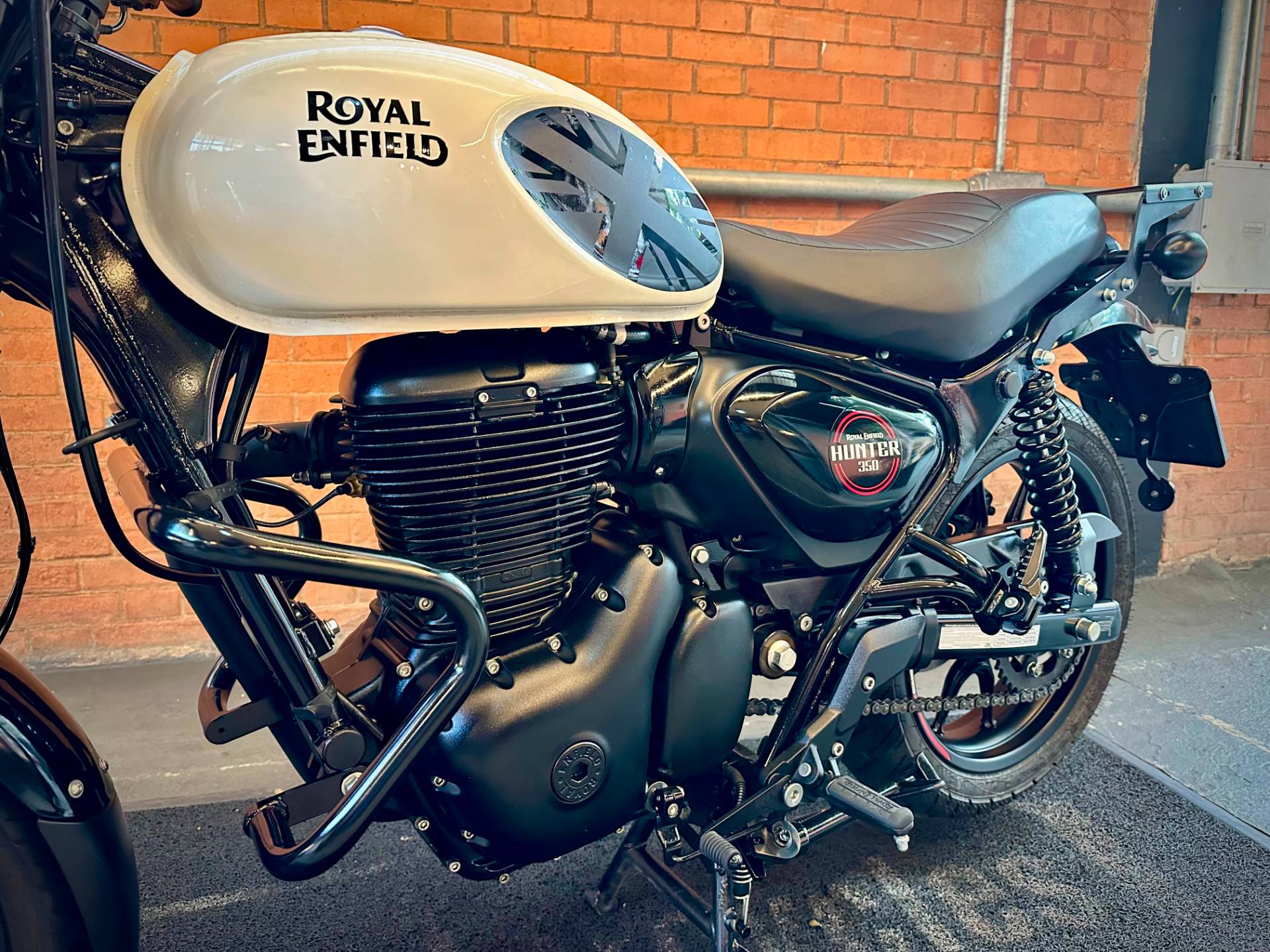 ROYAL ENFIELD HUNTER 350