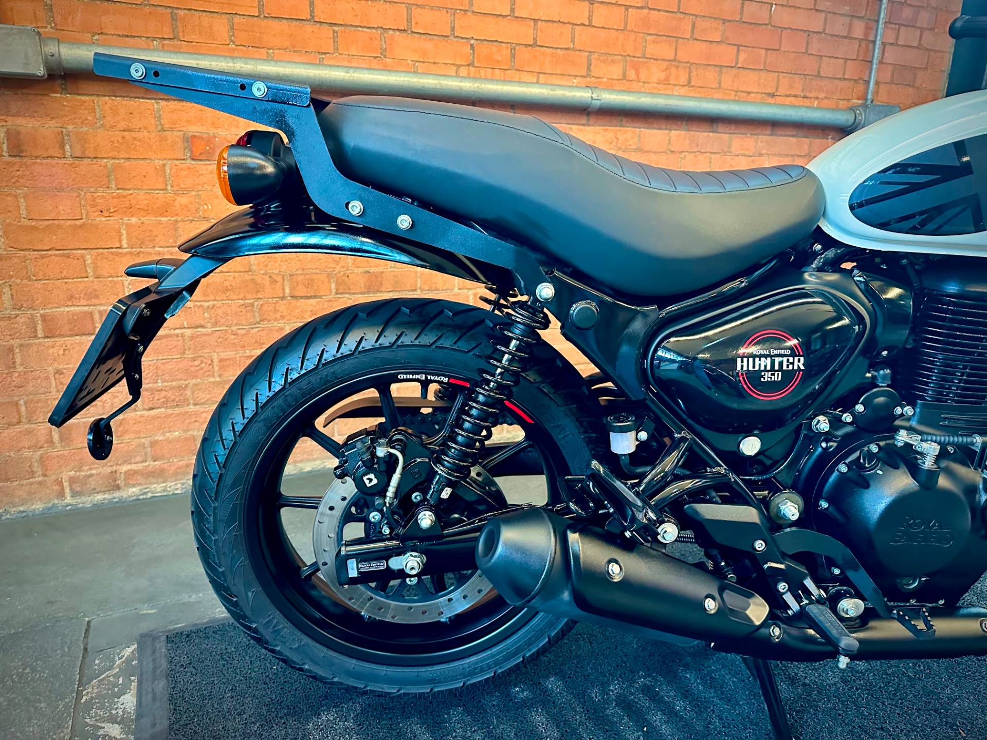 ROYAL ENFIELD HUNTER 350