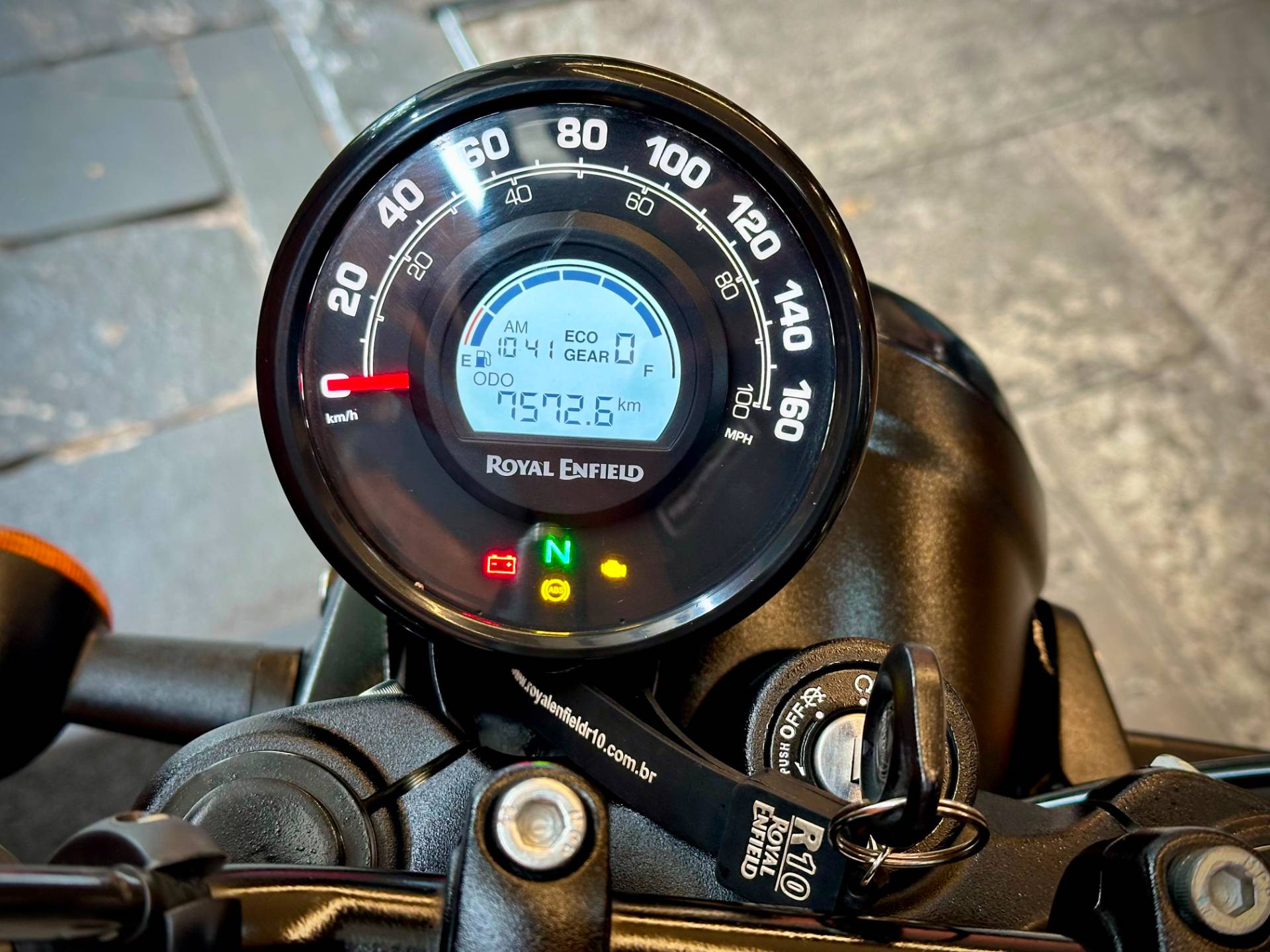 ROYAL ENFIELD HUNTER 350