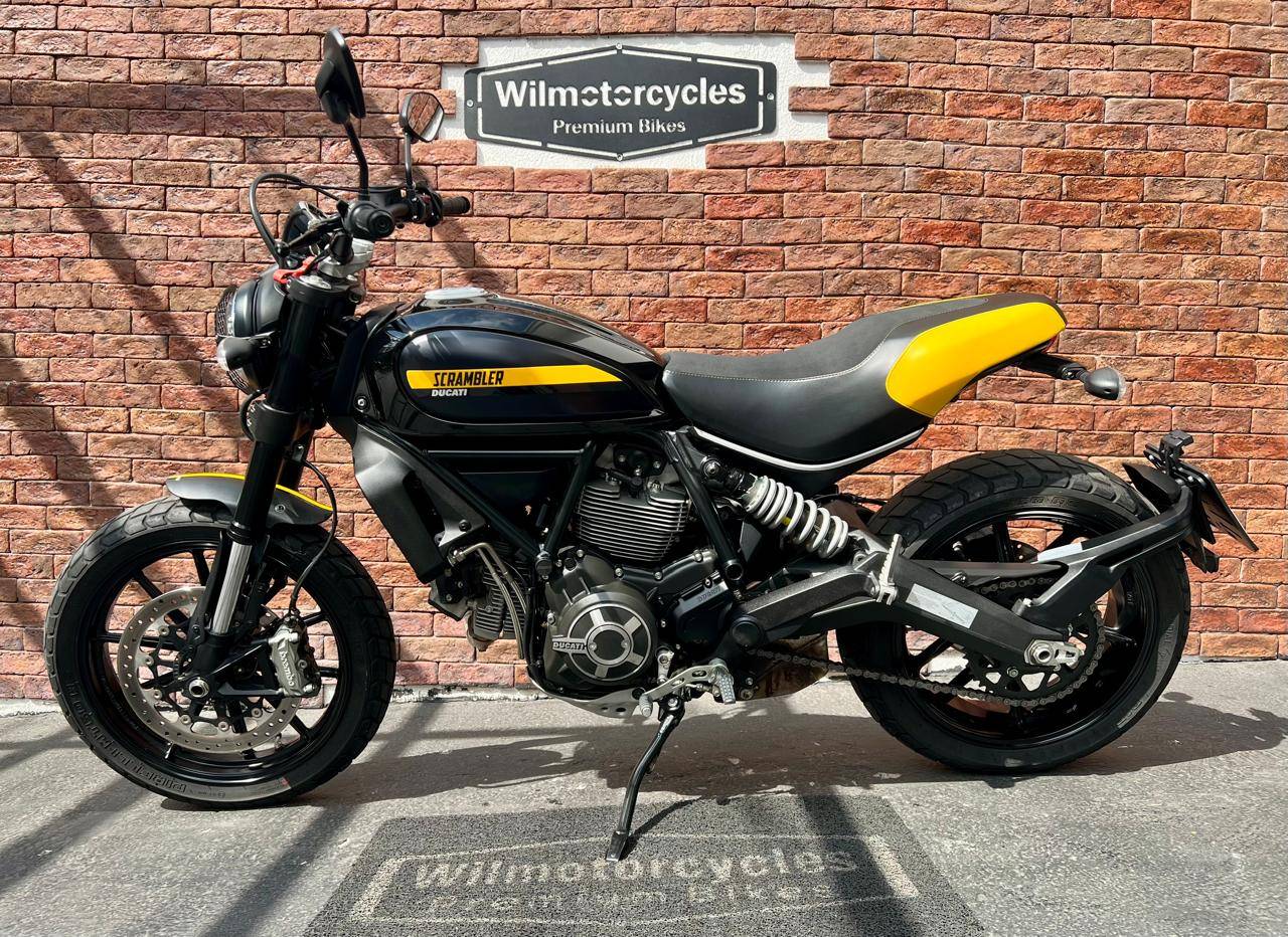 DUCATI SCRAMBLER FULL THROTTLE